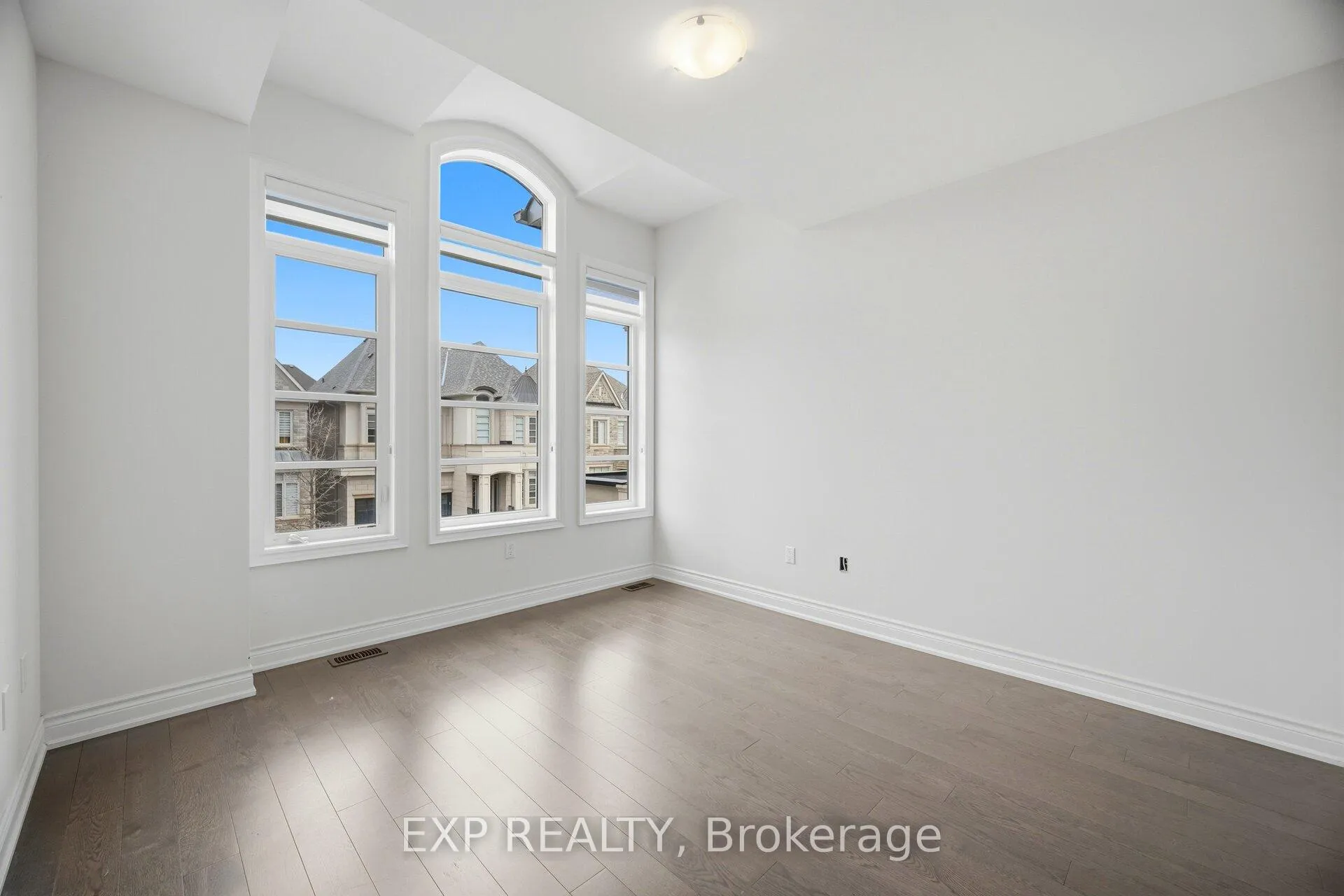 Photo 30 of 3128 Parsonage Crescent, Oakville, Glenorchy — HOMEH