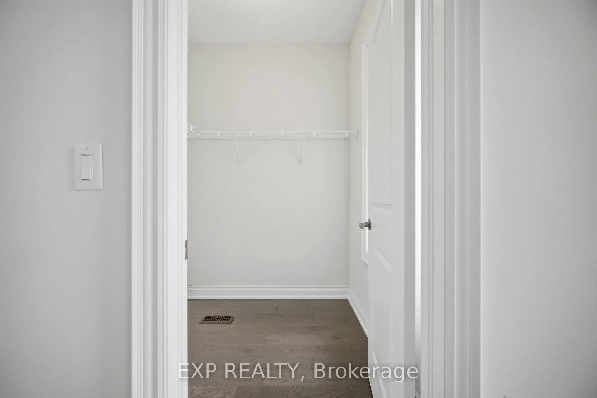 Photo 36 of 3128 Parsonage Crescent, Oakville, Glenorchy — HOMEH