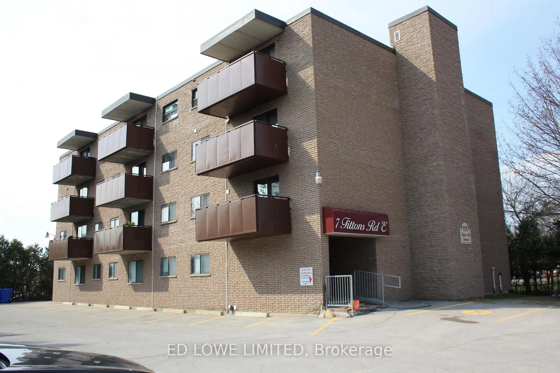 Photo 1 of Unit 401, 7 Fittons Road E, Orillia — HOMEH