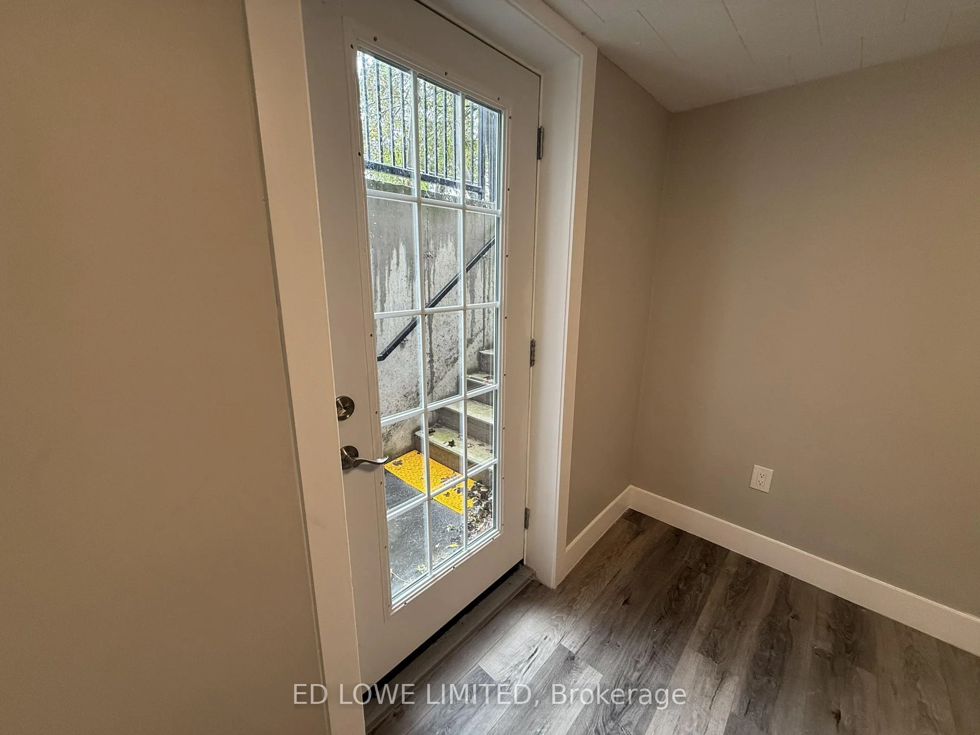 Photo 21 of Unit 401, 7 Fittons Road E, Orillia — HOMEH