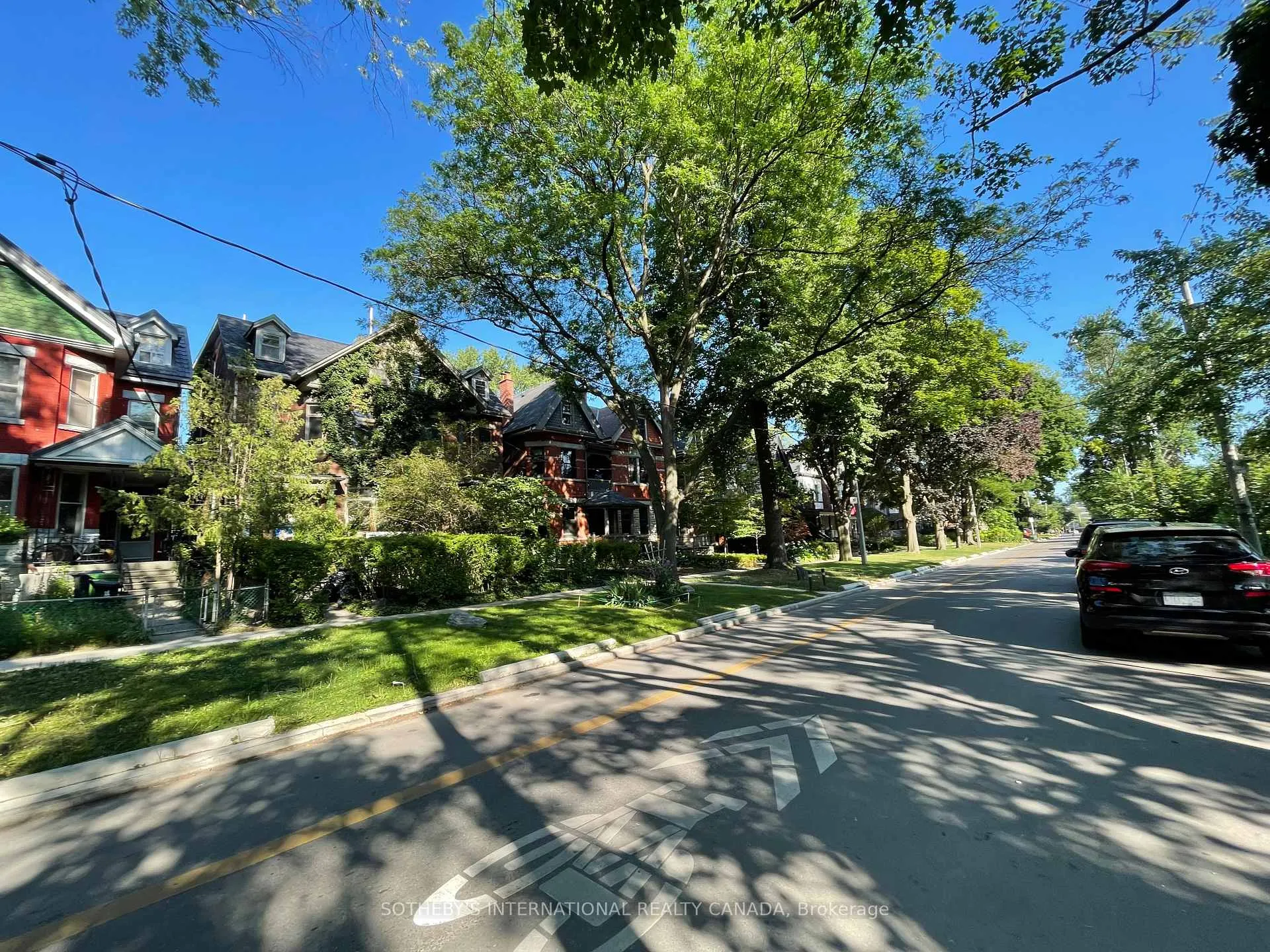 Photo 10 of 81 Brunswick Avenue, Toronto, University — HOMEH