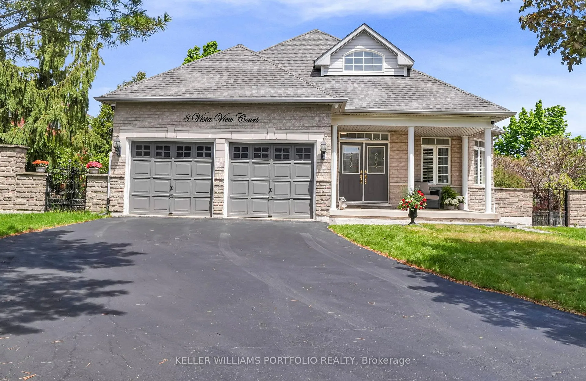 Front of 8 Vista View Court
