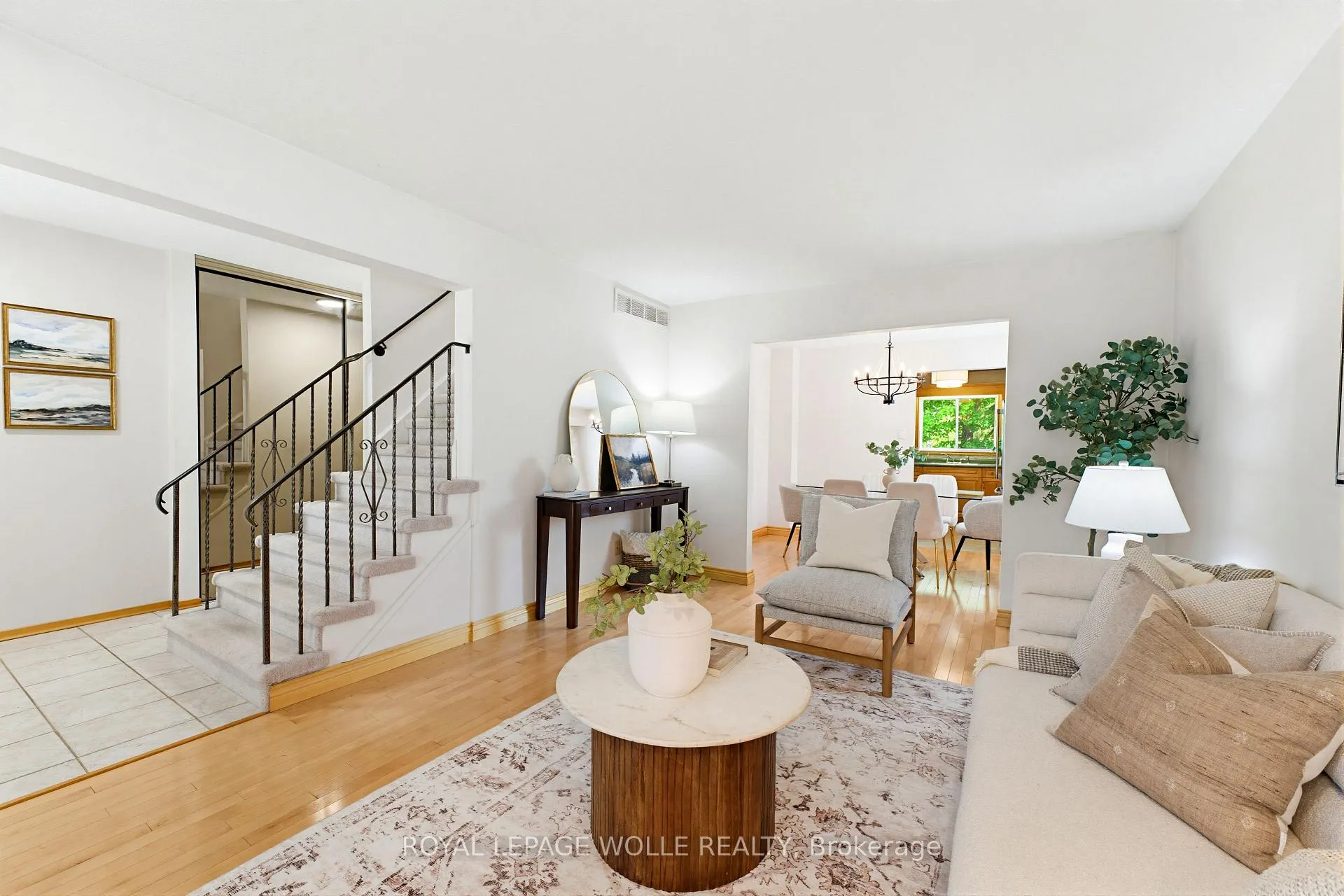 Photo 9 of 216 McGarry Drive, Kitchener — HOMEH
