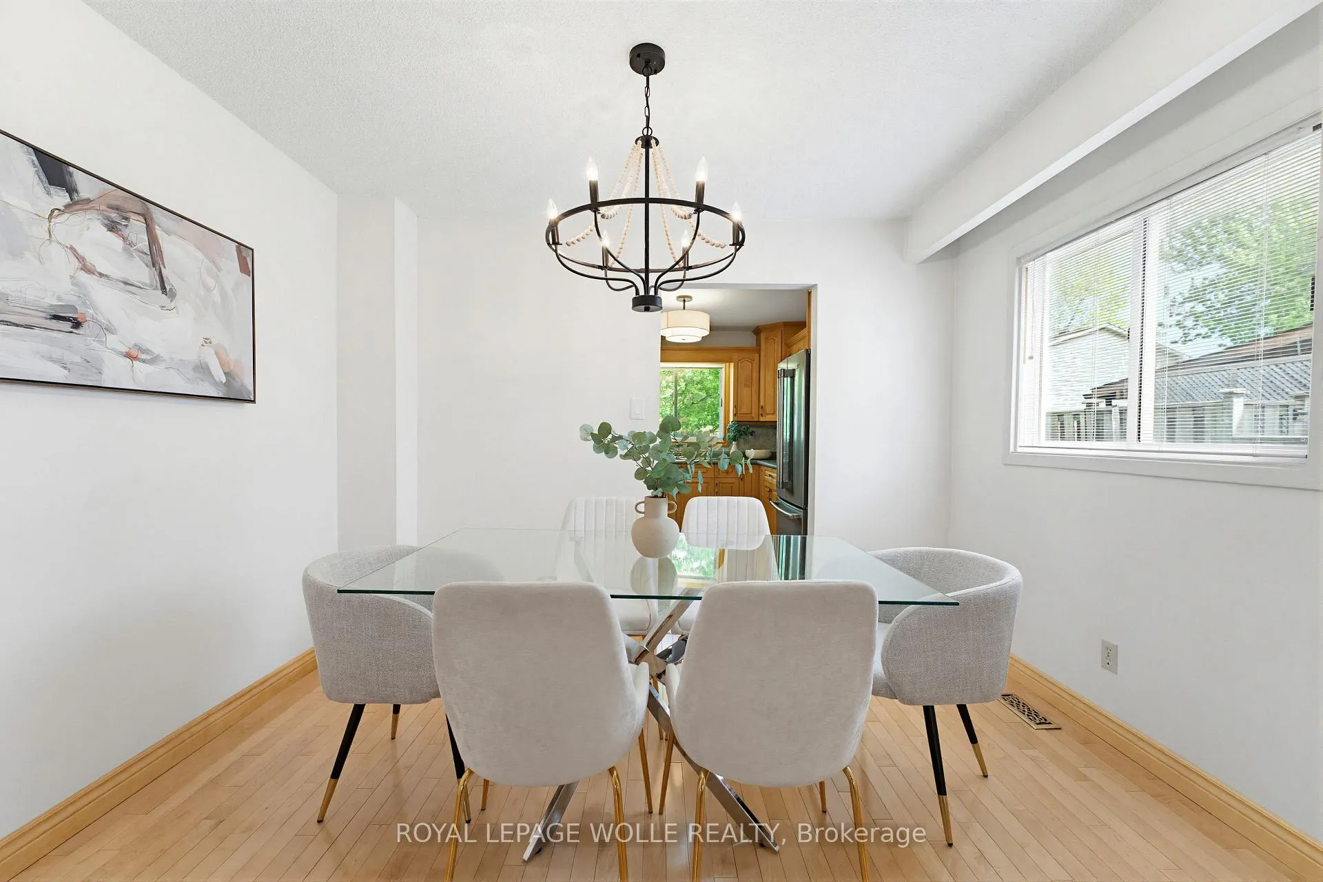 Photo 10 of 216 McGarry Drive, Kitchener — HOMEH