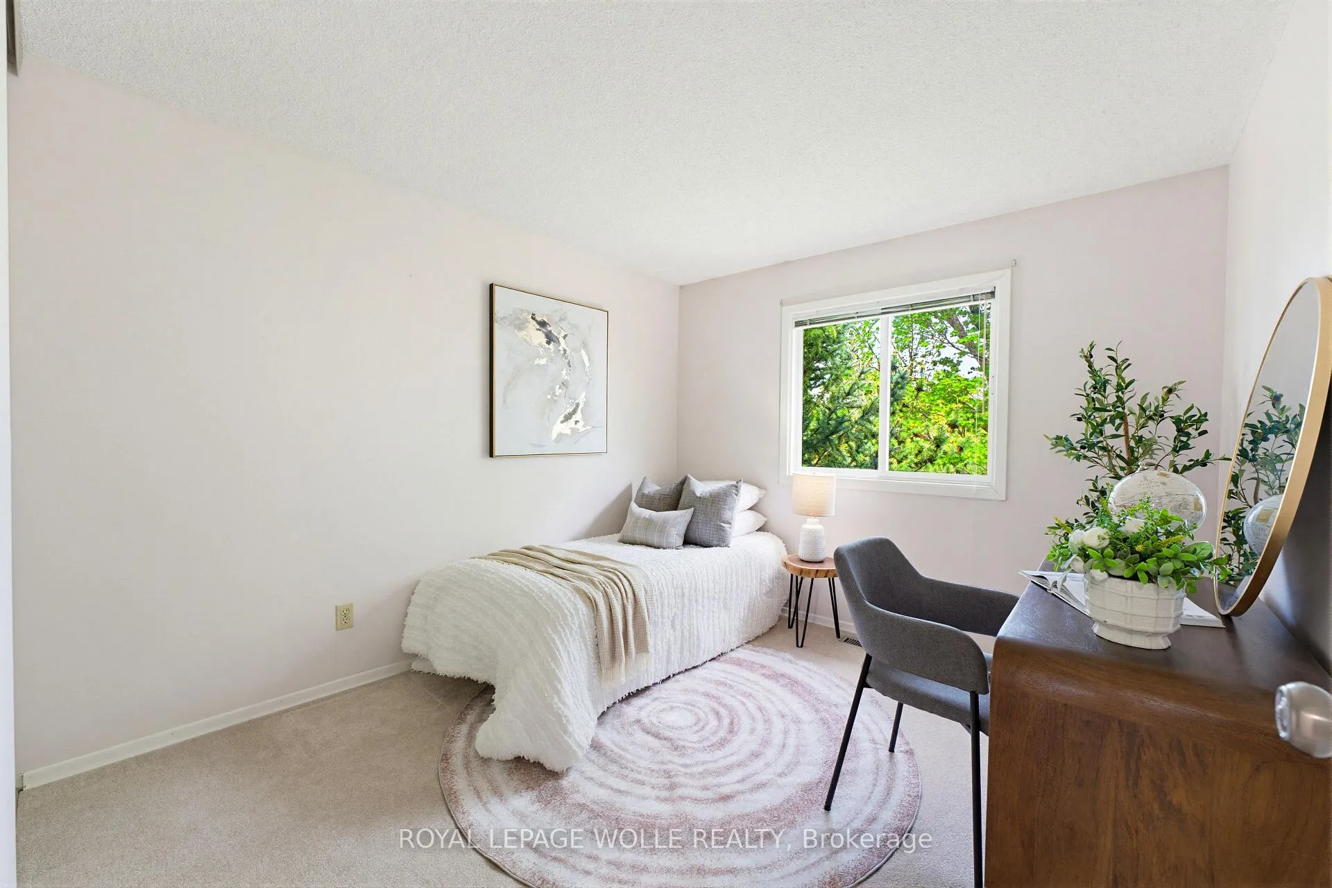 Photo 22 of 216 McGarry Drive, Kitchener — HOMEH