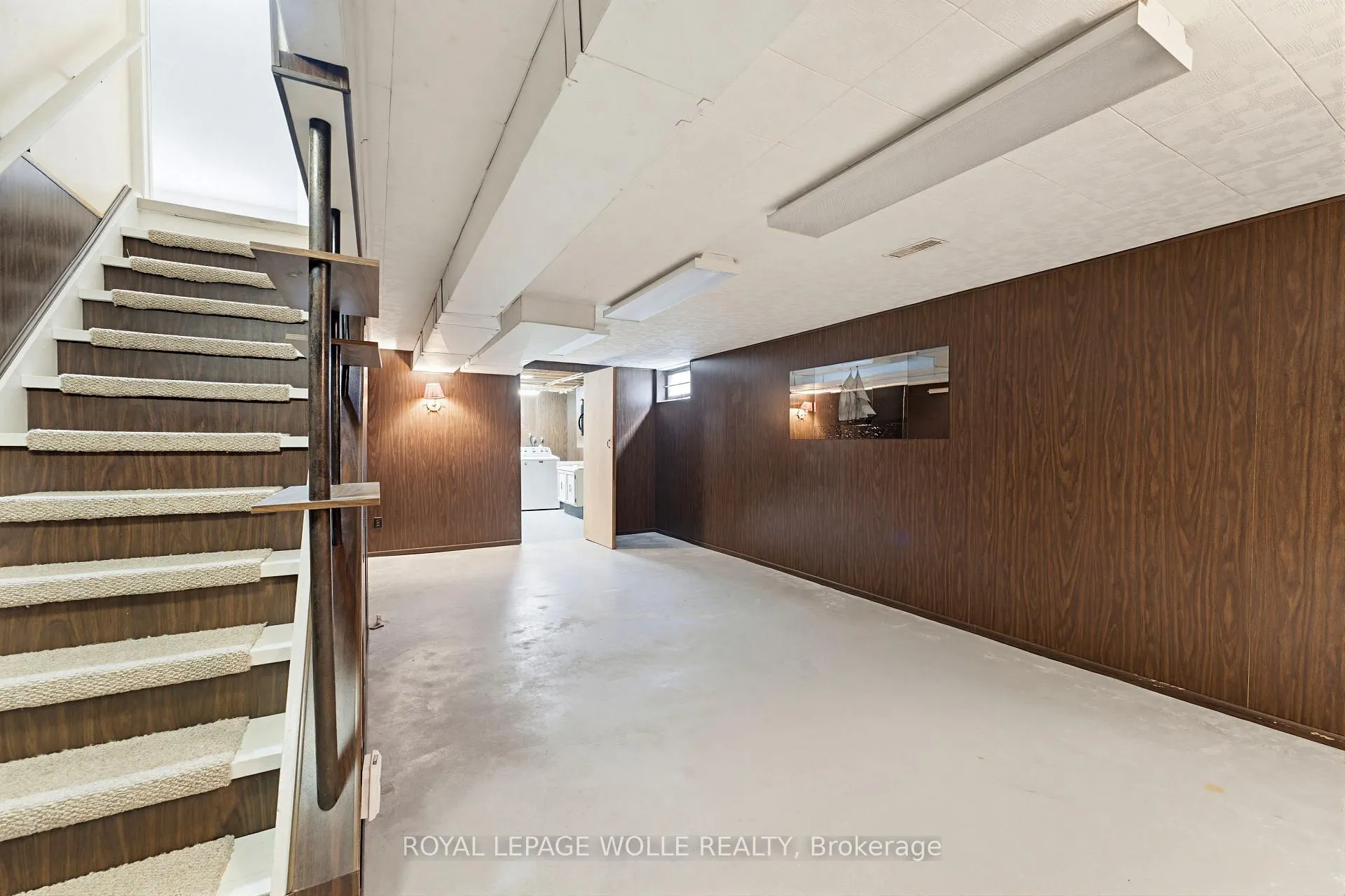 Photo 25 of 216 McGarry Drive, Kitchener — HOMEH