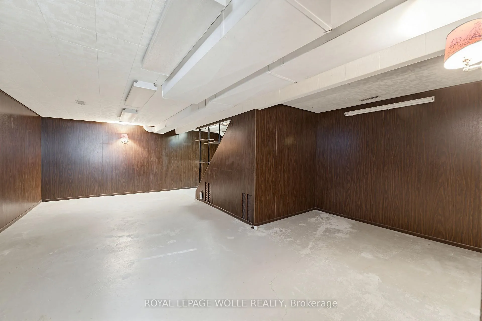 Photo 26 of 216 McGarry Drive, Kitchener — HOMEH