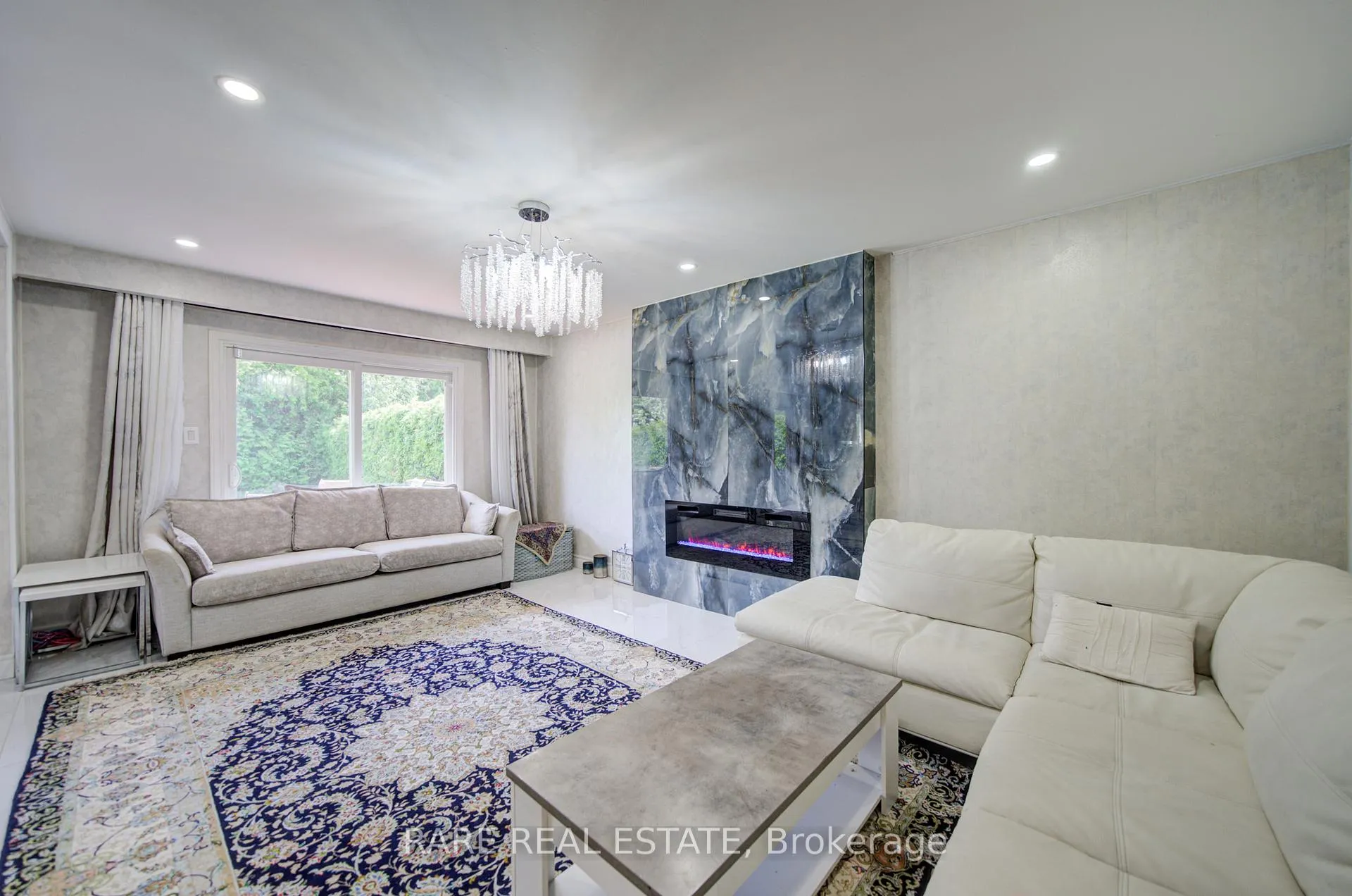 Photo 7 of 71 Willowbrook Road, Markham, Aileen-Willowbrook — HOMEH