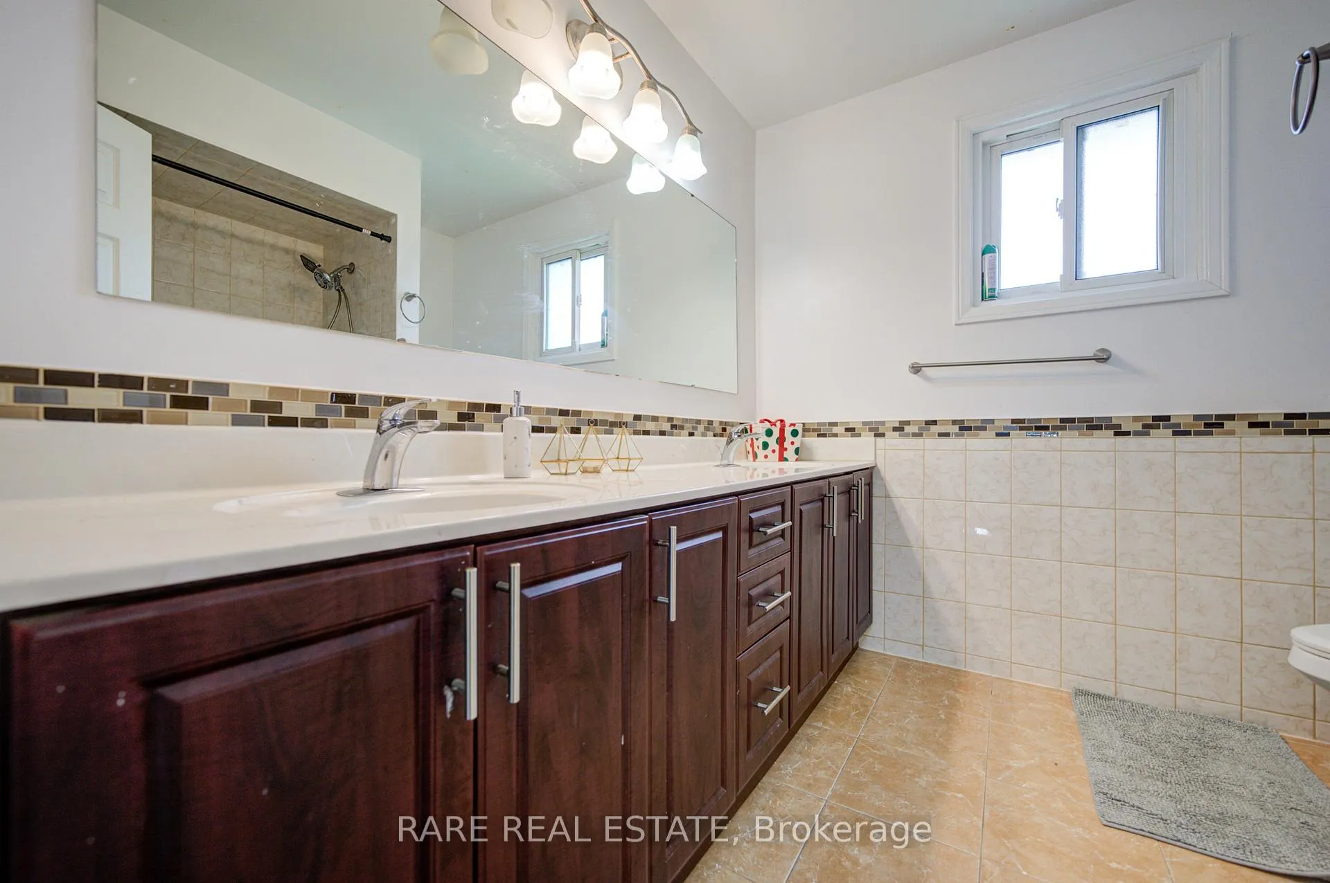 Photo 21 of 71 Willowbrook Road, Markham, Aileen-Willowbrook — HOMEH