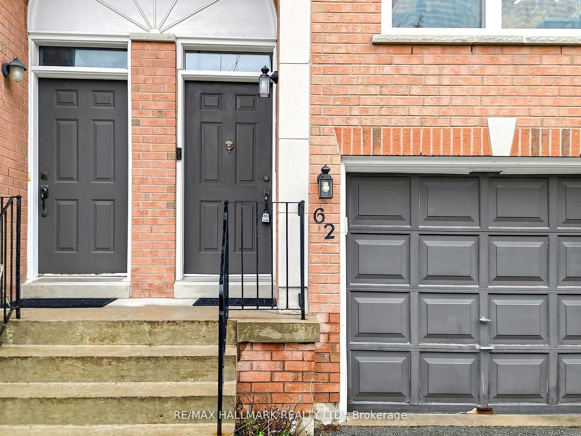 Photo 2 of 62 Wyatt Lane, Aurora, Bayview Wellington — HOMEH