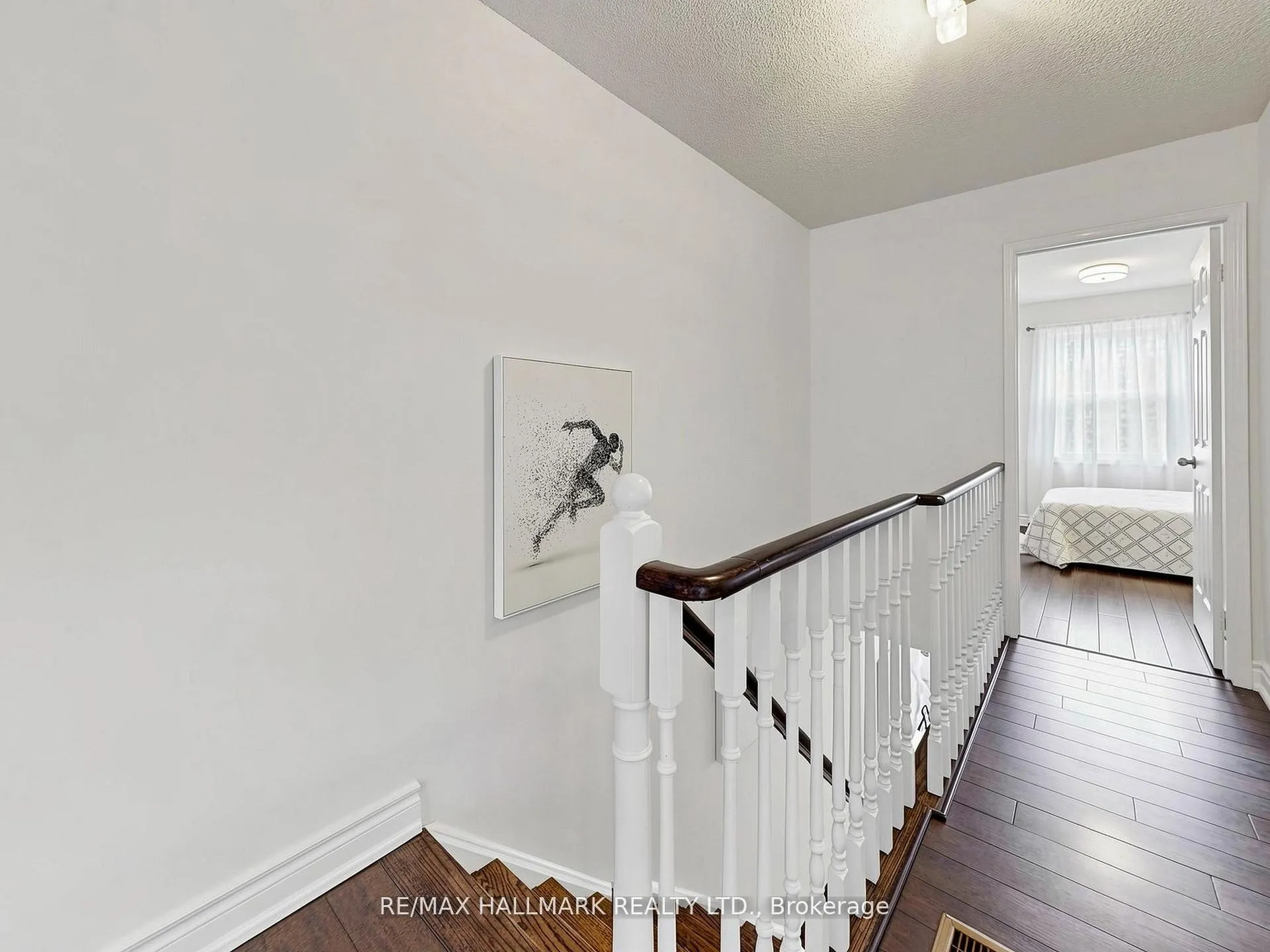 Photo 25 of 62 Wyatt Lane, Aurora, Bayview Wellington — HOMEH