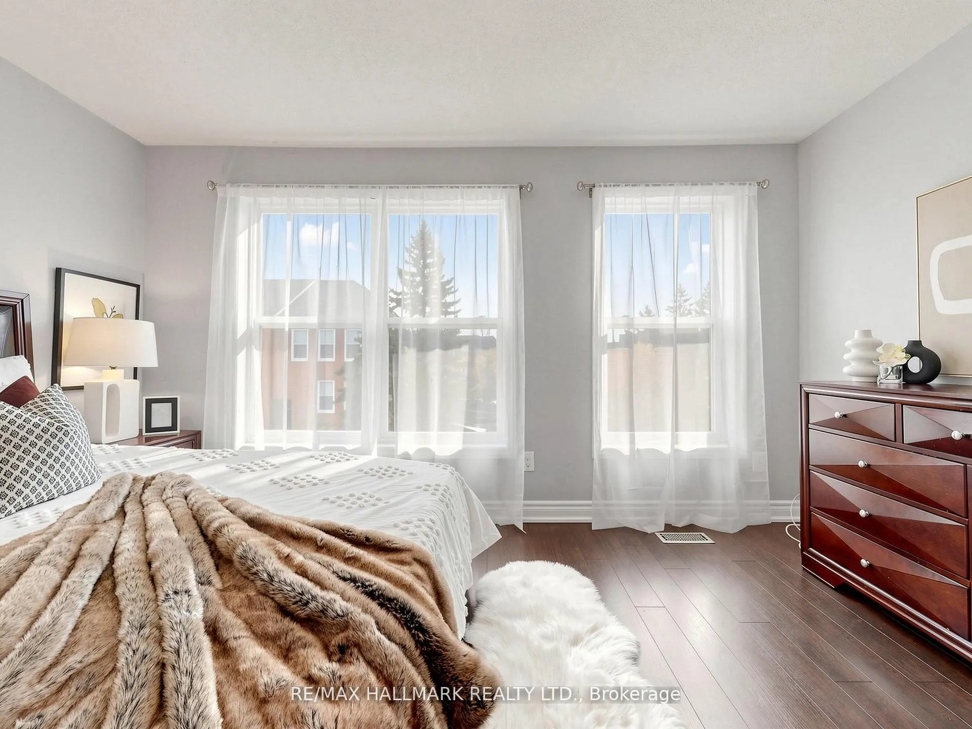 Photo 29 of 62 Wyatt Lane, Aurora, Bayview Wellington — HOMEH