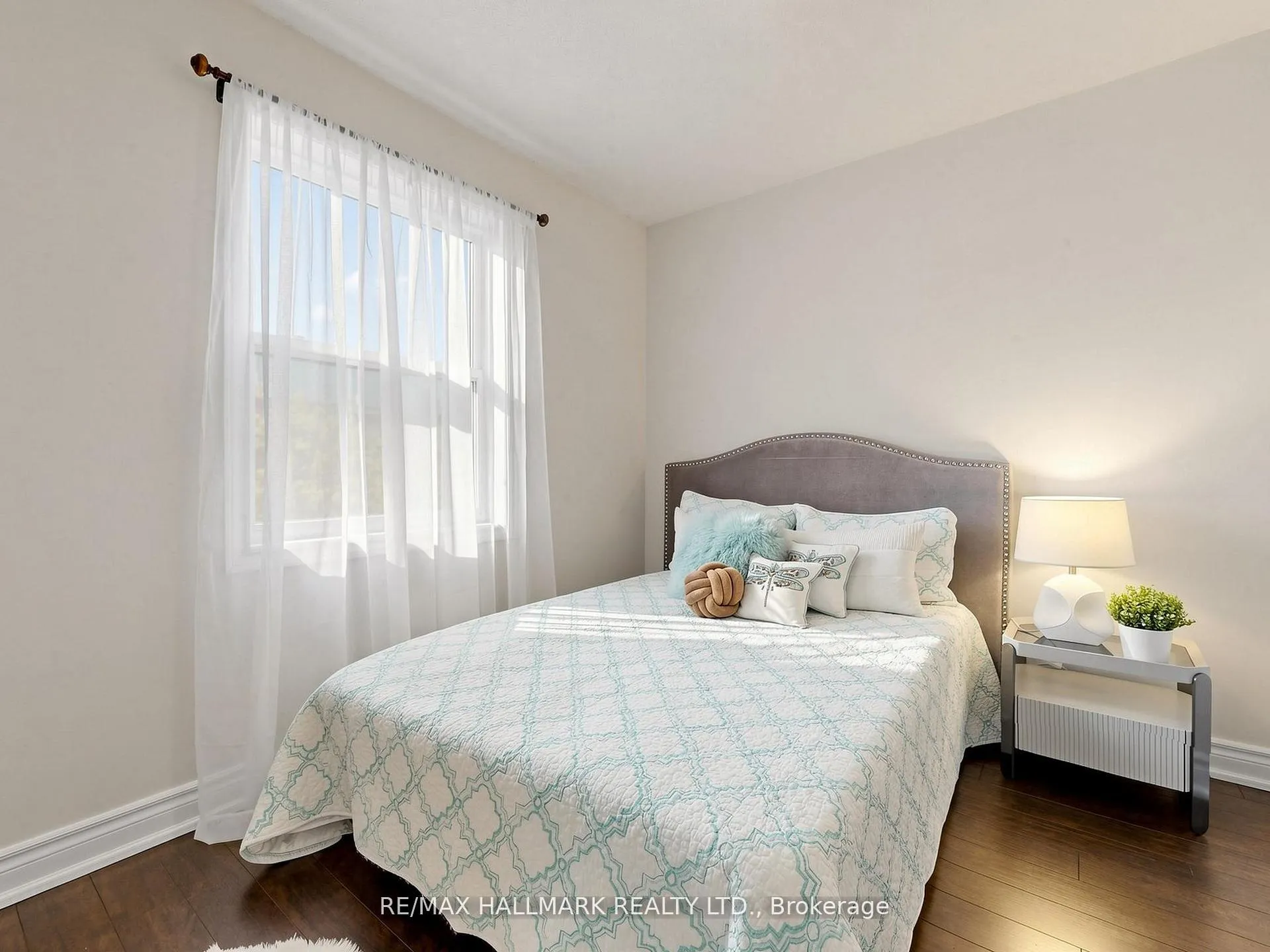 Photo 31 of 62 Wyatt Lane, Aurora, Bayview Wellington — HOMEH