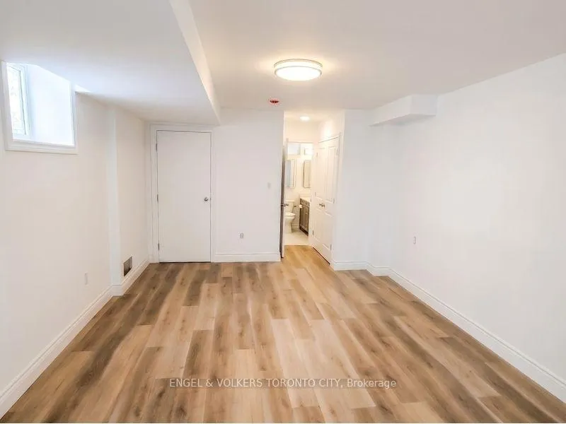 Photo 6 of Unit Basement, 52 Rhyl Avenue, Toronto, The Beaches — HOMEH