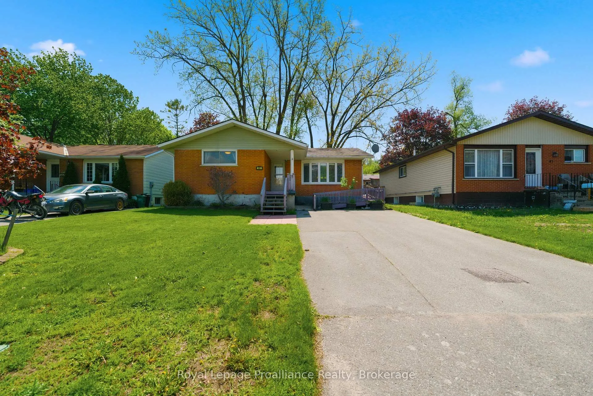 Photo 2 of 85 Nicholas Street, Quinte West, Trenton Ward — HOMEH