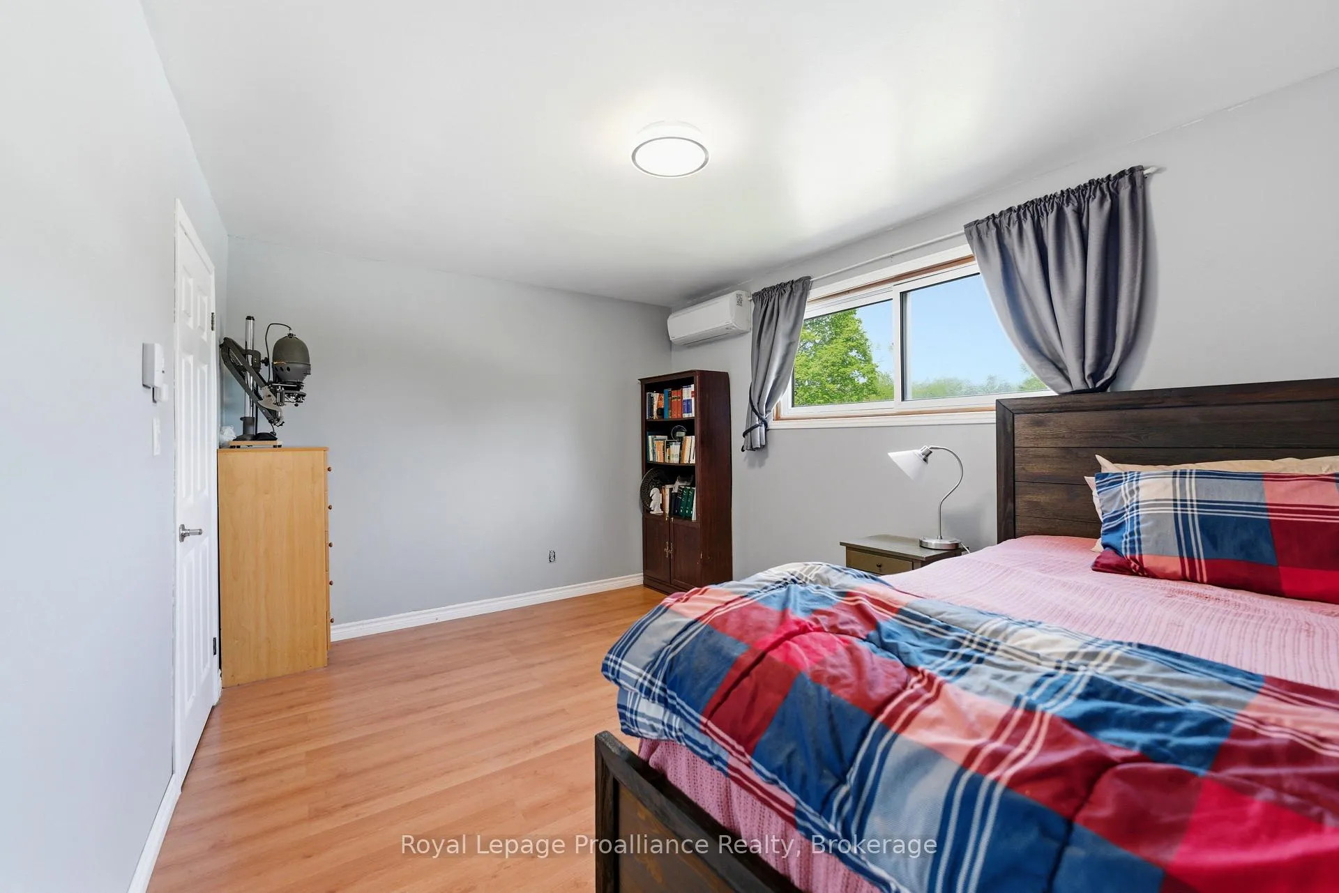 Photo 16 of 85 Nicholas Street, Quinte West, Trenton Ward — HOMEH