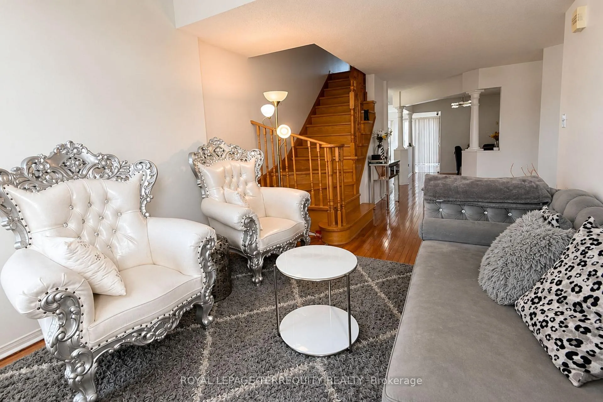 Photo 3 of Unit UPPER, 1215 Wadebridge Crescent, Oshawa, Eastdale — HOMEH
