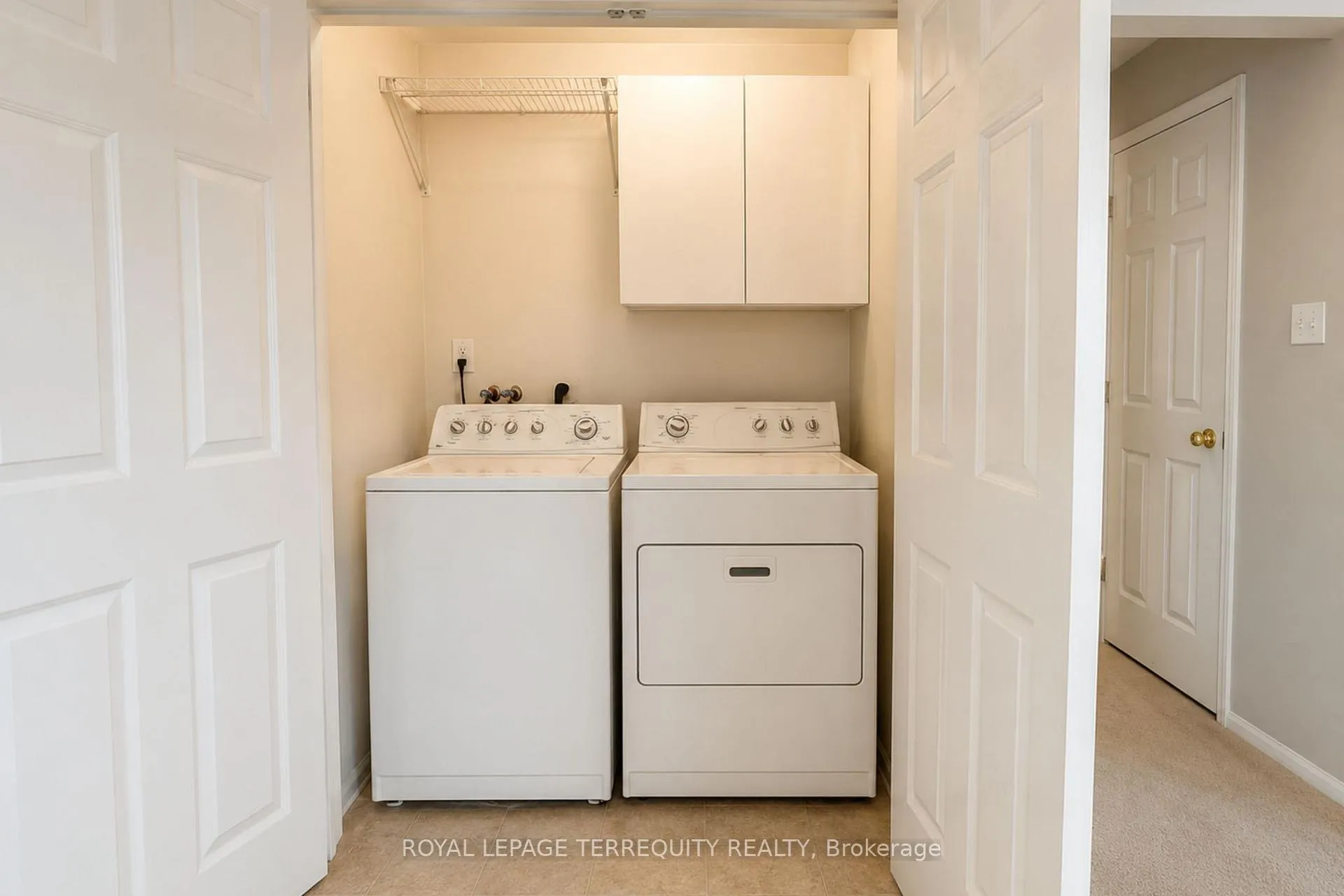 Photo 17 of Unit UPPER, 1215 Wadebridge Crescent, Oshawa, Eastdale — HOMEH