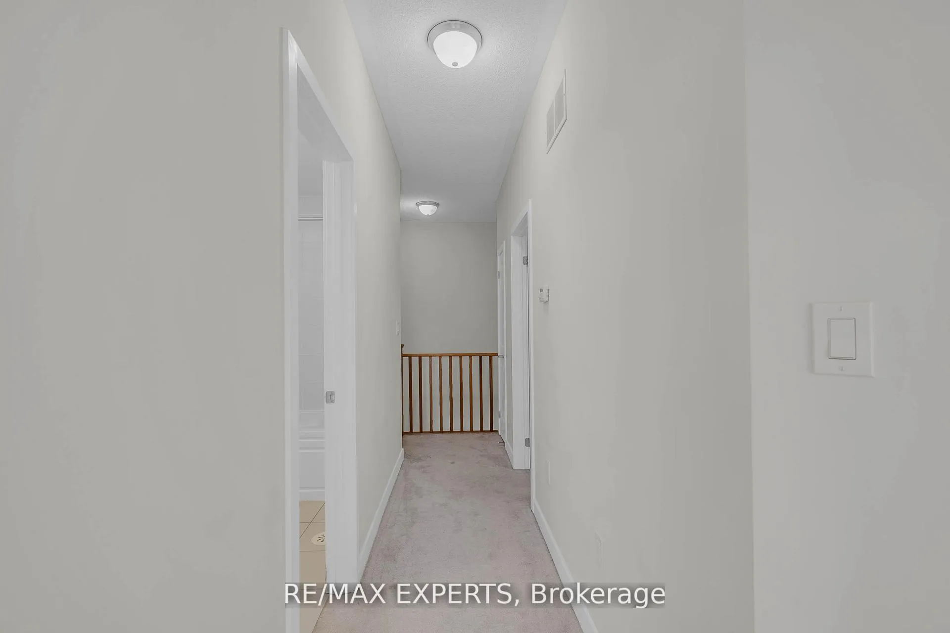 Photo 23 of 34 Dandara Gate, Vaughan, Steeles West Industrial — HOMEH