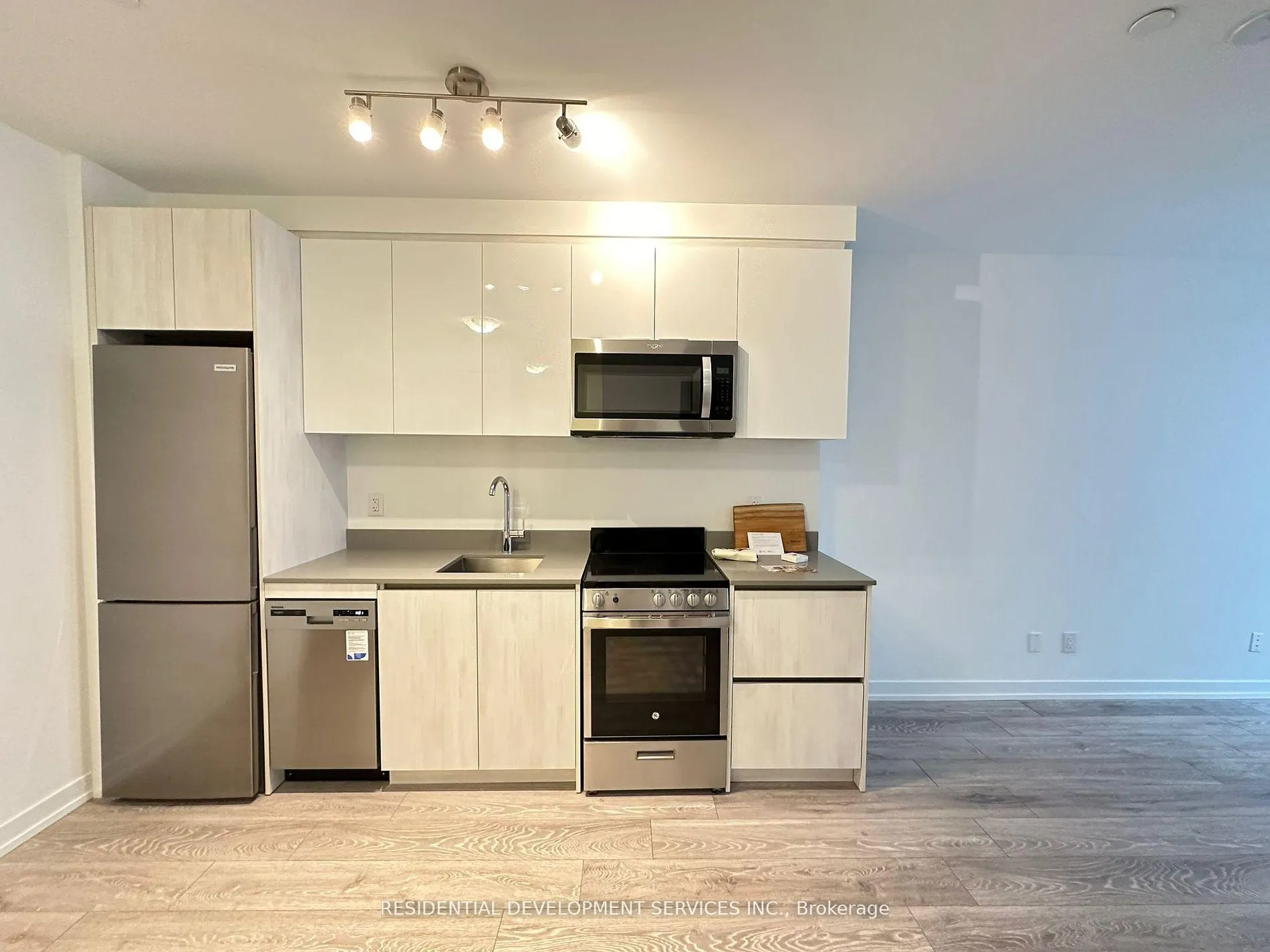 Front of Unit 502, 3100 Keele Street