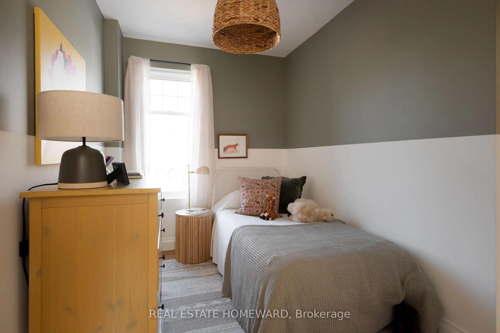 Photo 20 of 52 Balfour Avenue, Toronto, Danforth Village-East York — HOMEH