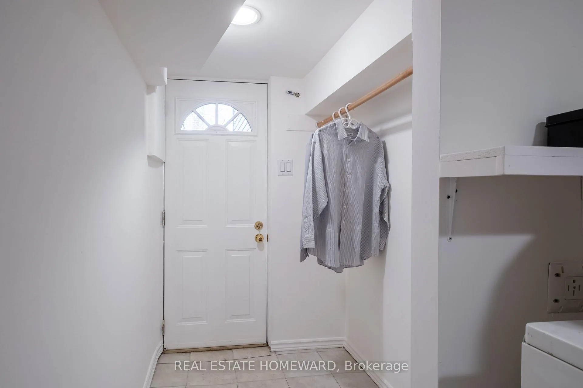 Photo 31 of 52 Balfour Avenue, Toronto, Danforth Village-East York — HOMEH