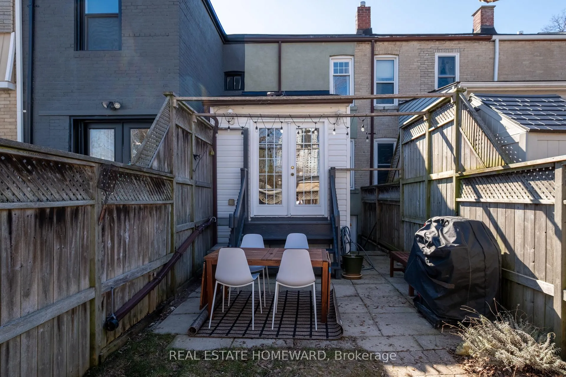 Photo 35 of 52 Balfour Avenue, Toronto, Danforth Village-East York — HOMEH