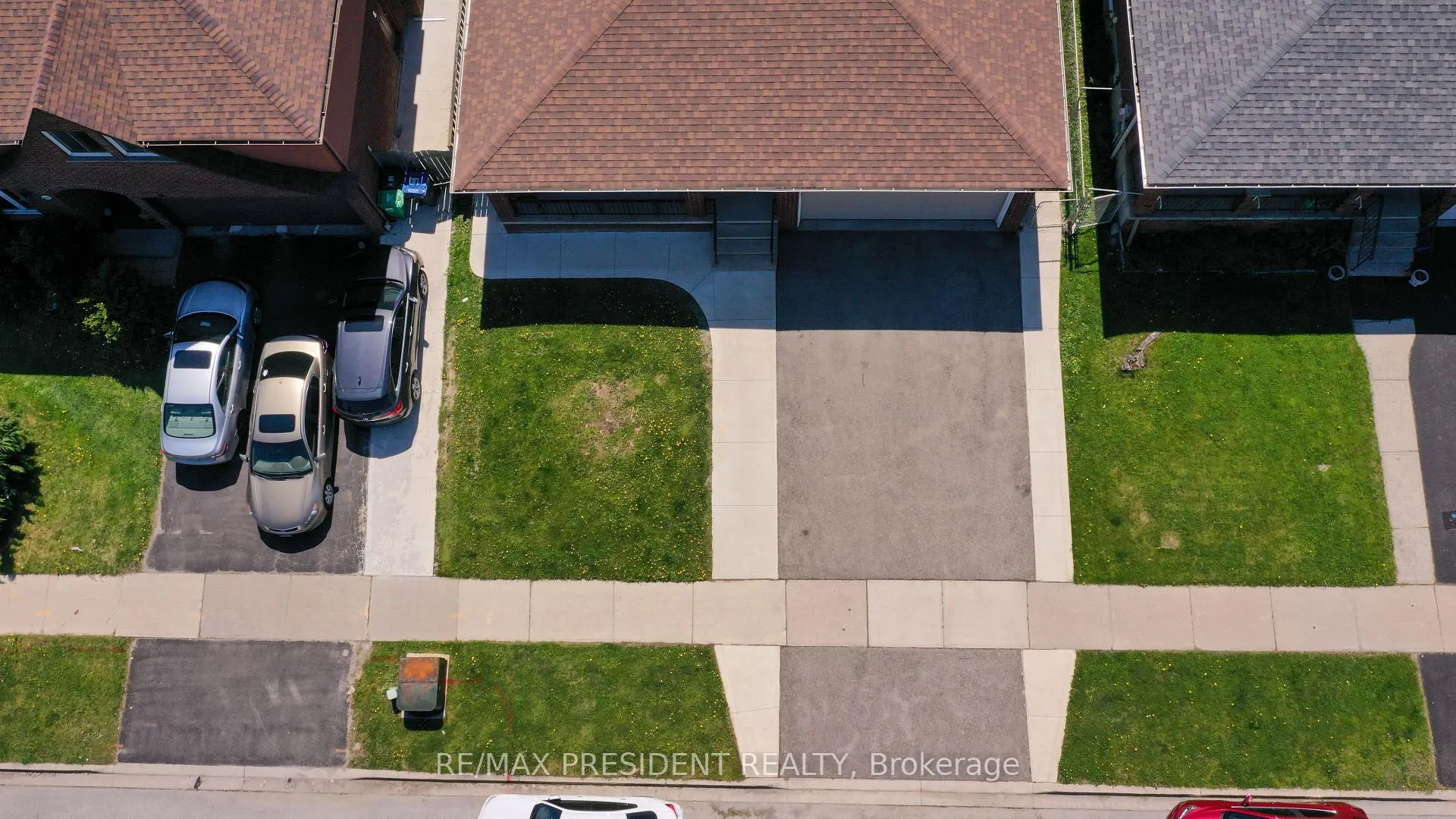 Photo 2 of 233 Rutherford Road N, Brampton, Madoc — HOMEH