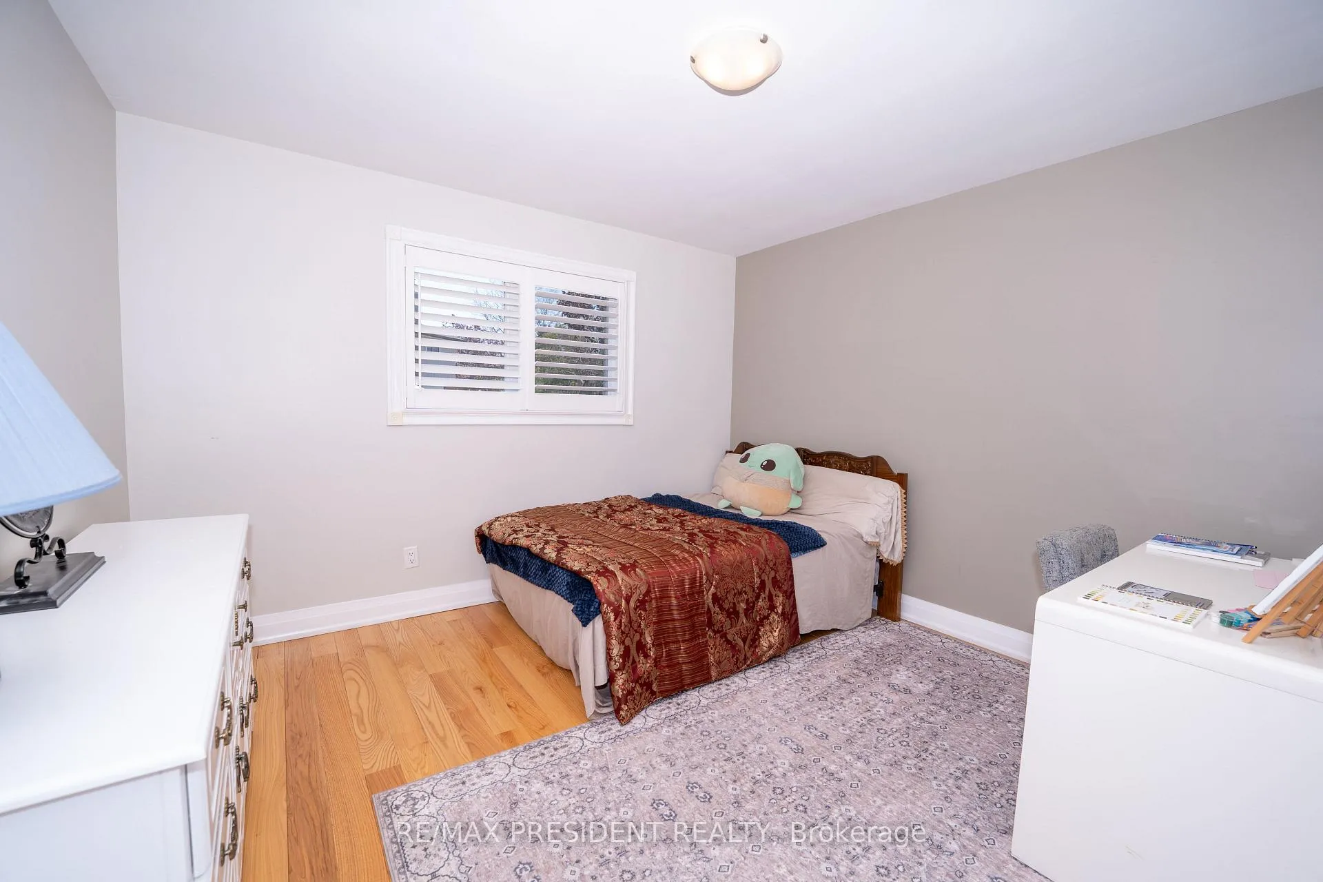 Photo 17 of 233 Rutherford Road N, Brampton, Madoc — HOMEH