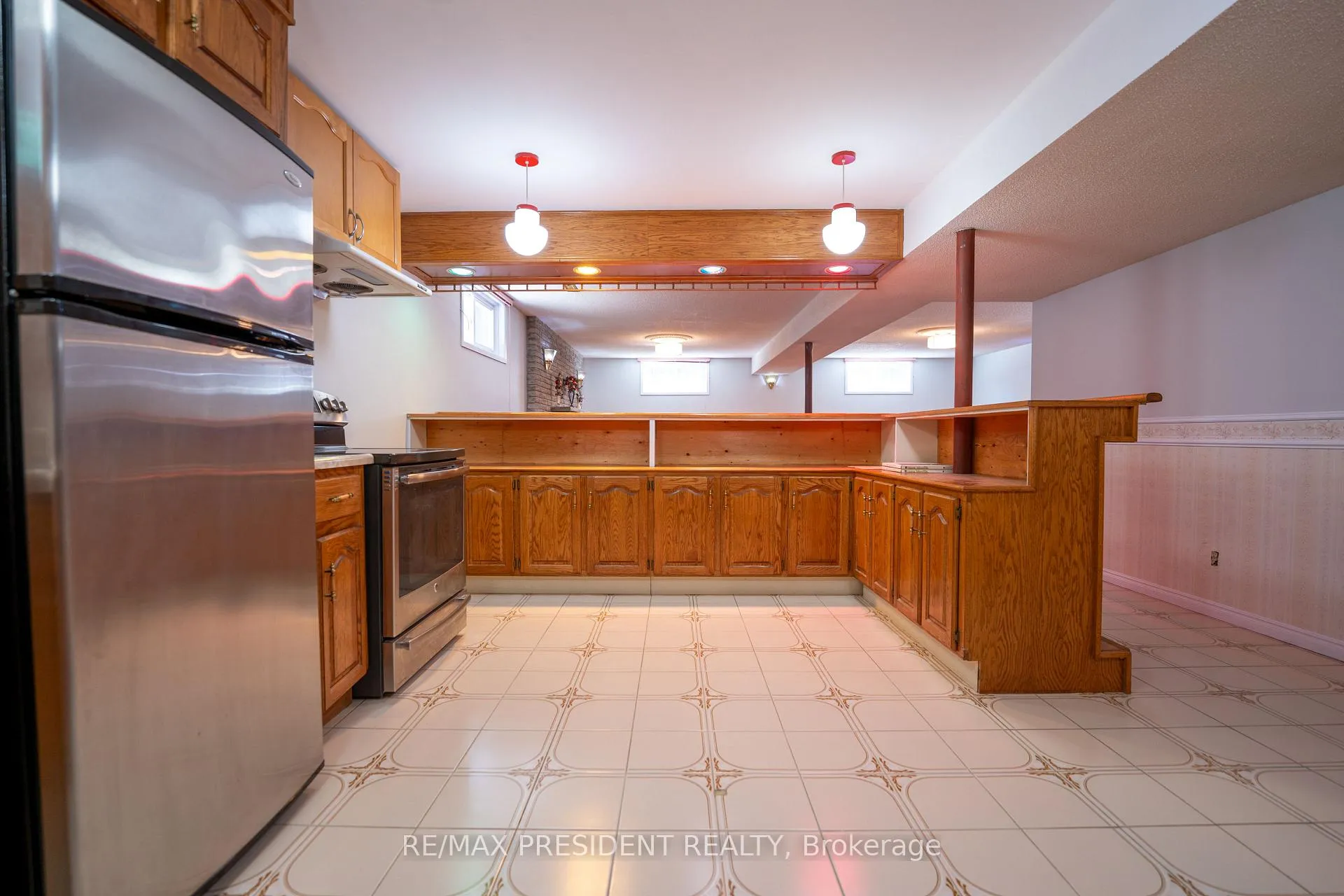 Photo 23 of 233 Rutherford Road N, Brampton, Madoc — HOMEH