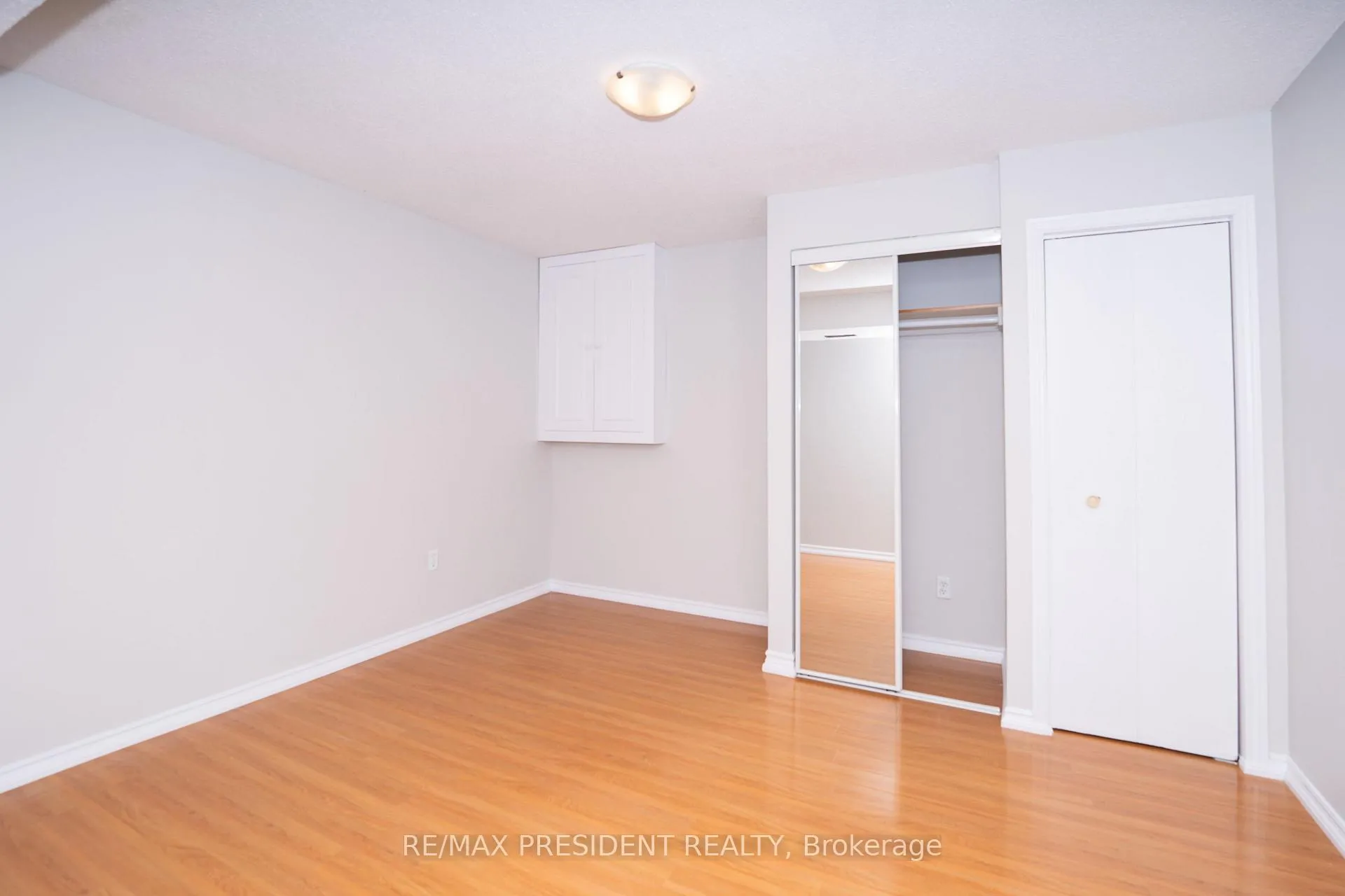 Photo 33 of 233 Rutherford Road N, Brampton, Madoc — HOMEH