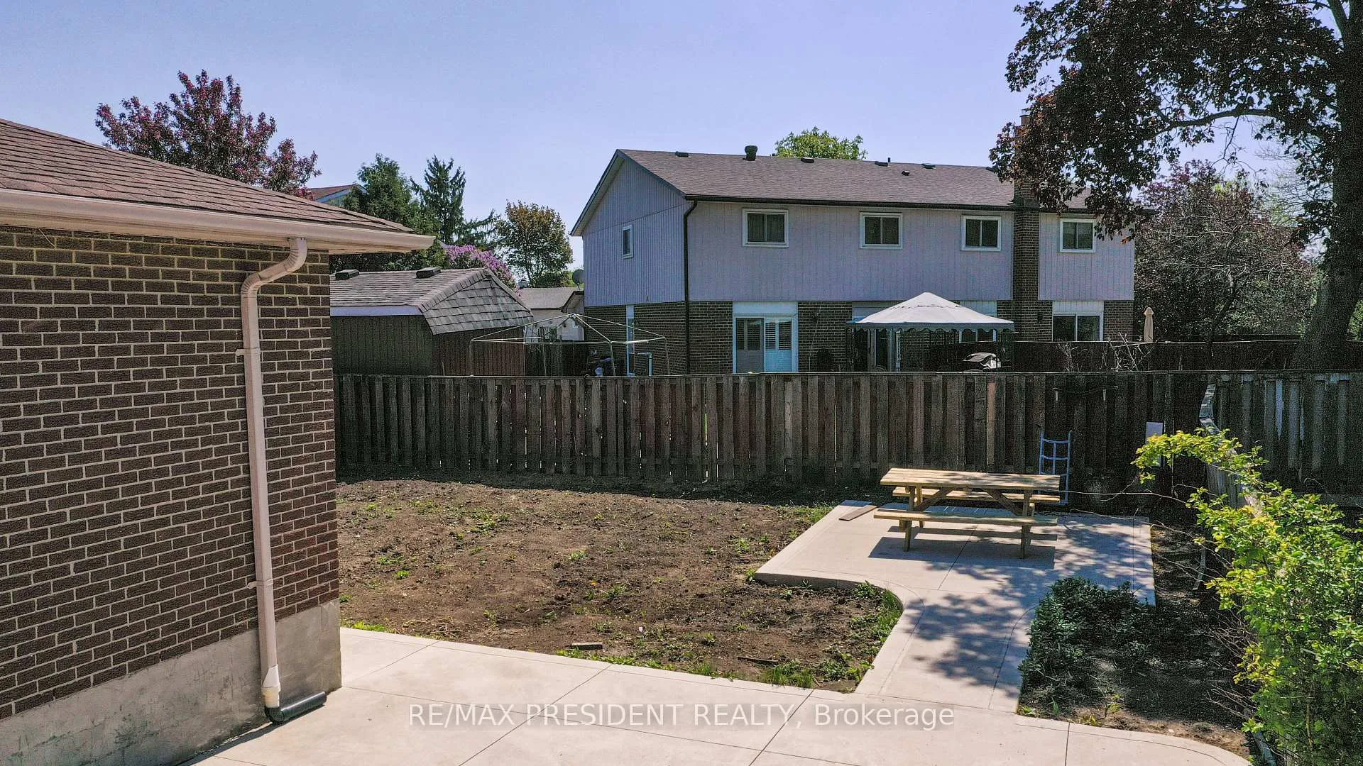Photo 40 of 233 Rutherford Road N, Brampton, Madoc — HOMEH