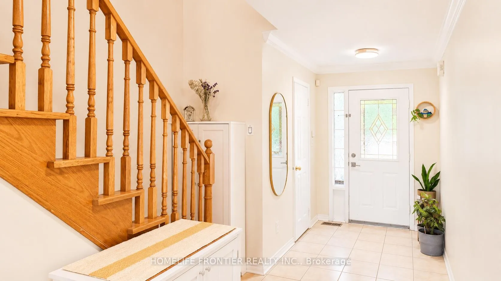 Photo 9 of 153 Purcell Crescent, Vaughan, Maple — HOMEH