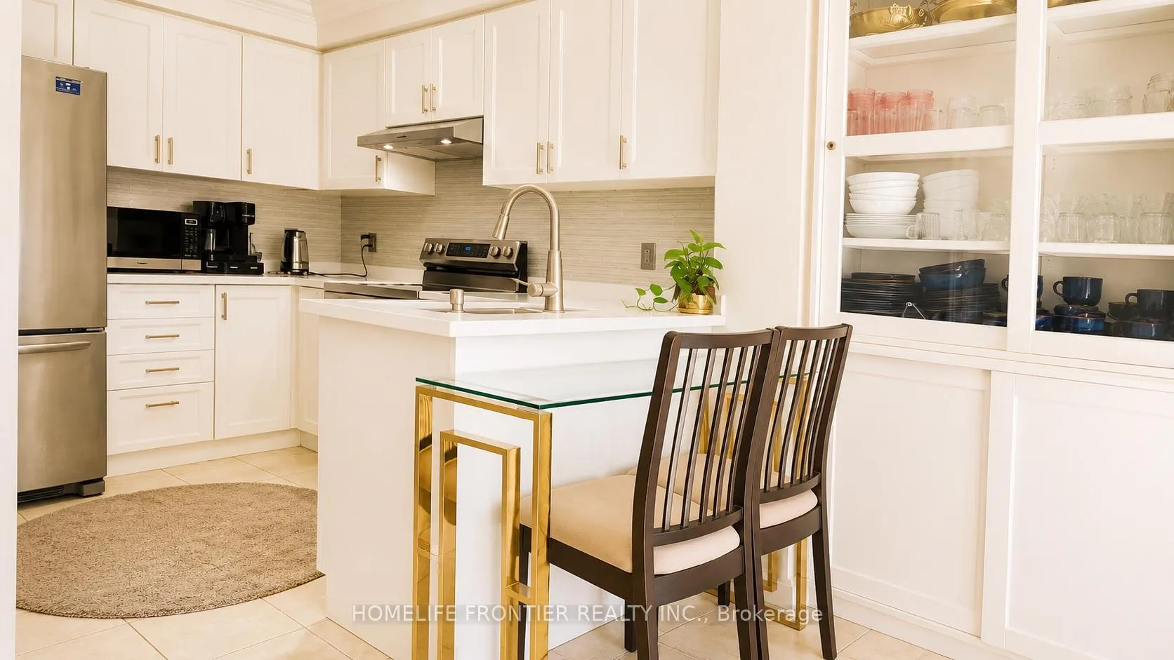 Photo 15 of 153 Purcell Crescent, Vaughan, Maple — HOMEH