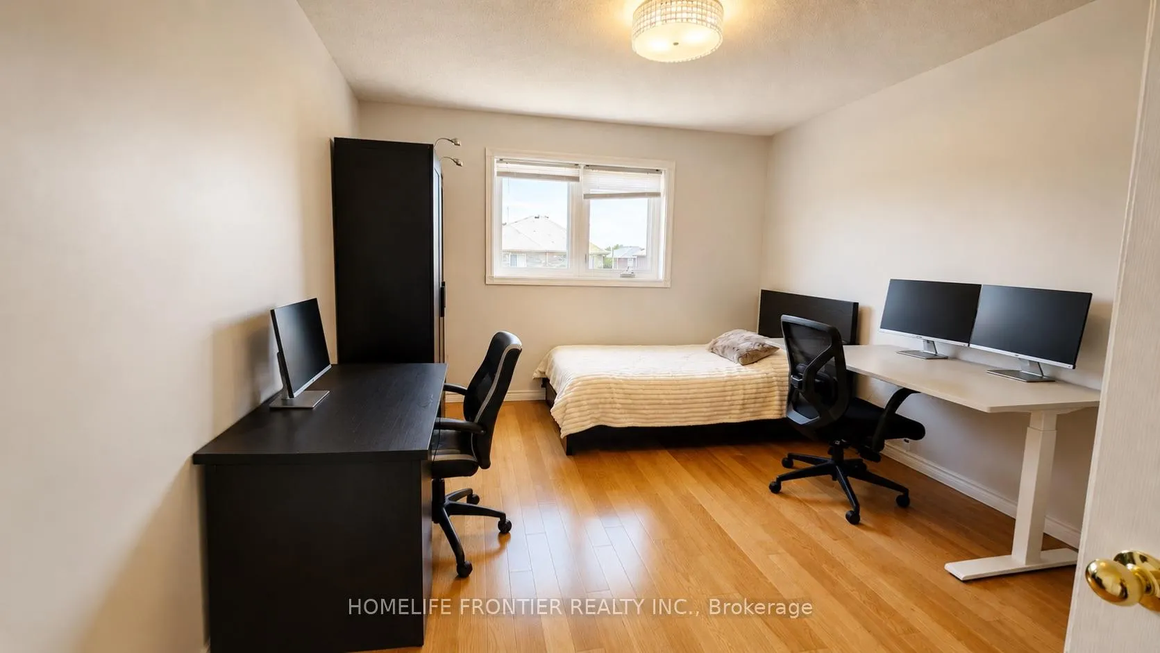 Photo 21 of 153 Purcell Crescent, Vaughan, Maple — HOMEH