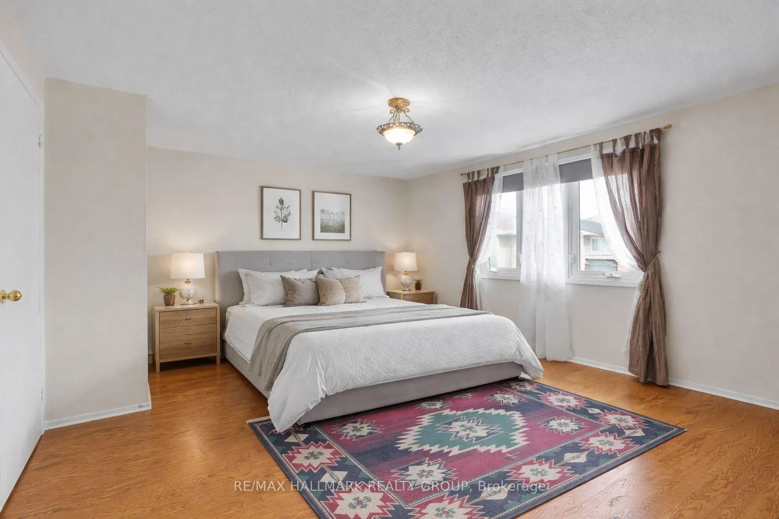 Photo 11 of 730 Malibu Terrace, Ottawa, Courtland Park — HOMEH