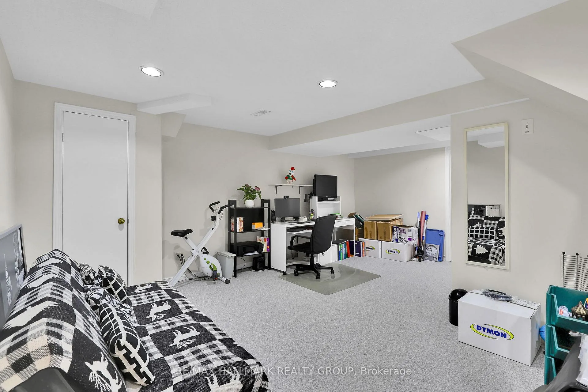 Photo 19 of 730 Malibu Terrace, Ottawa, Courtland Park — HOMEH