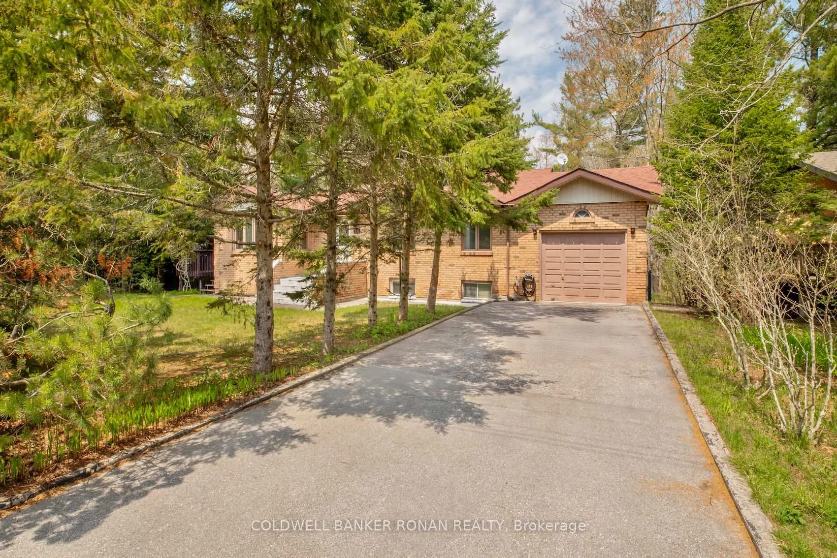 Photo 2 of 24 Pine Forest Drive, Tiny, Rural Tiny — HOMEH
