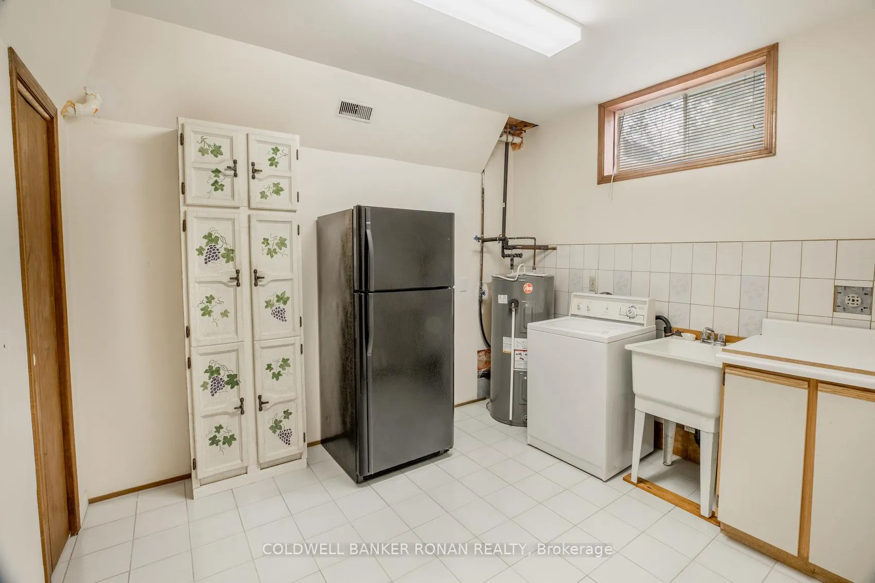 Photo 24 of 24 Pine Forest Drive, Tiny, Rural Tiny — HOMEH