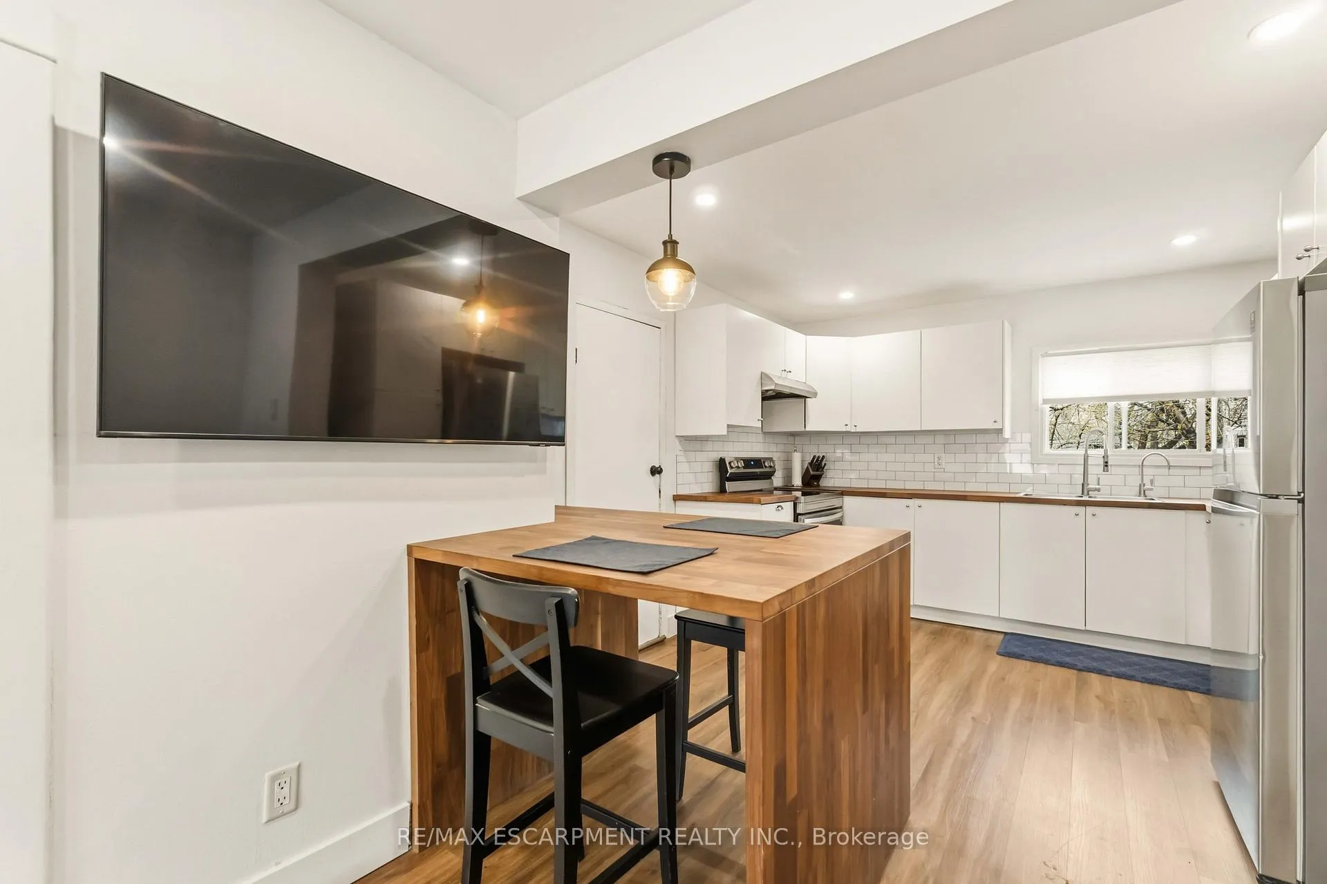 Photo 6 of 27 Edinburgh Avenue, Hamilton, Crown Point — HOMEH