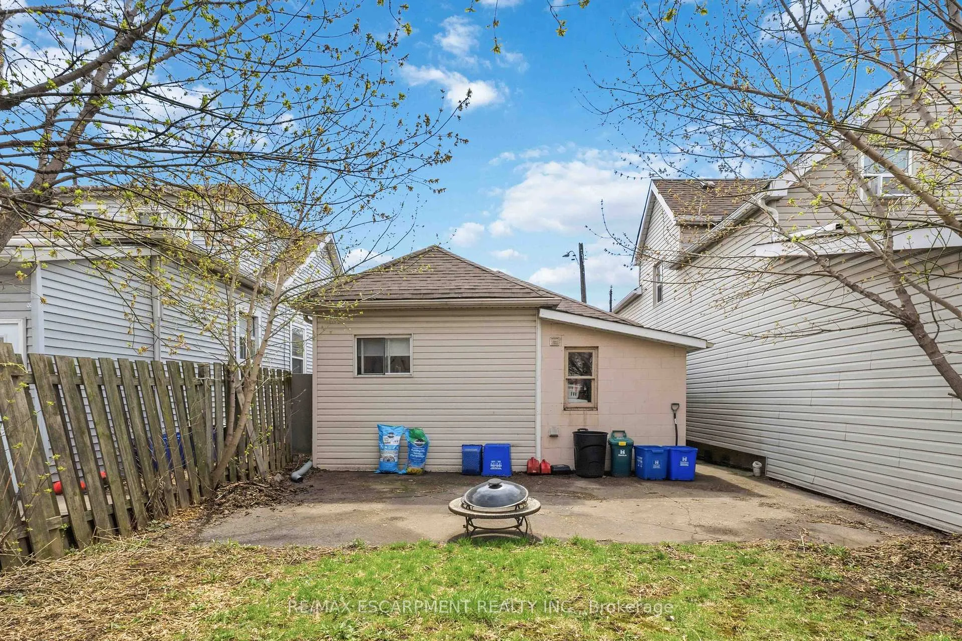 Photo 21 of 27 Edinburgh Avenue, Hamilton, Crown Point — HOMEH