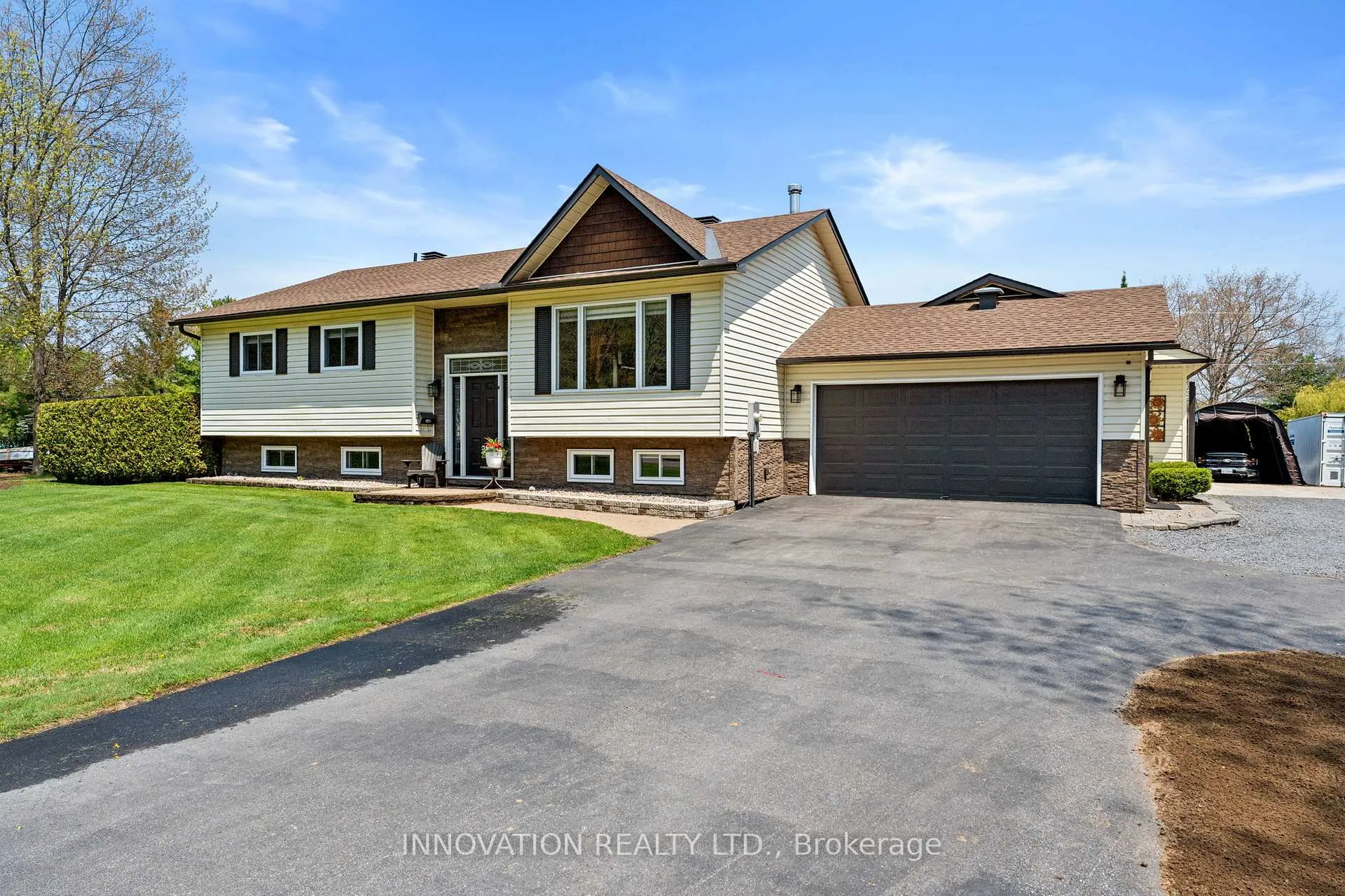 Photo 2 of 102 Fireside Drive, Ottawa, Constance Bay — HOMEH