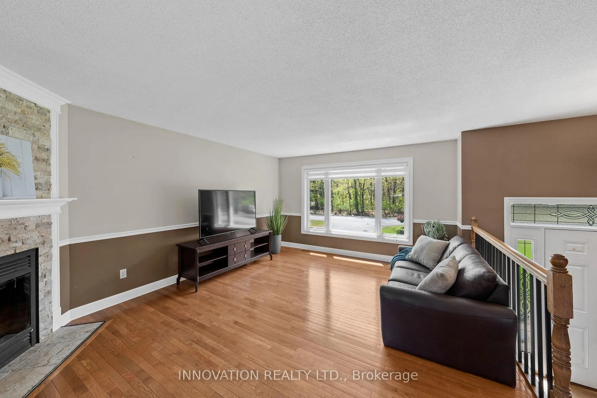 Photo 6 of 102 Fireside Drive, Ottawa, Constance Bay — HOMEH