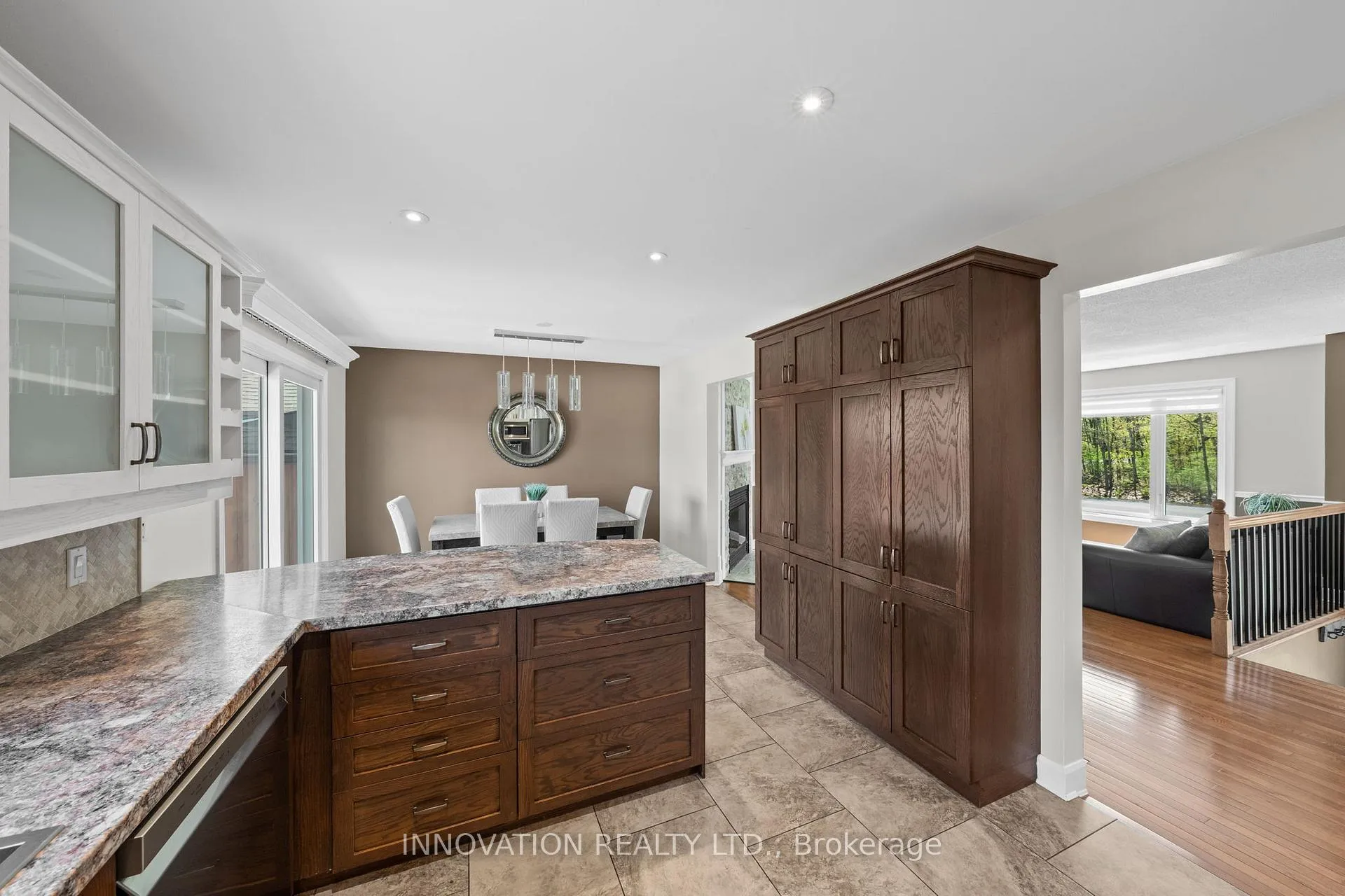 Photo 12 of 102 Fireside Drive, Ottawa, Constance Bay — HOMEH