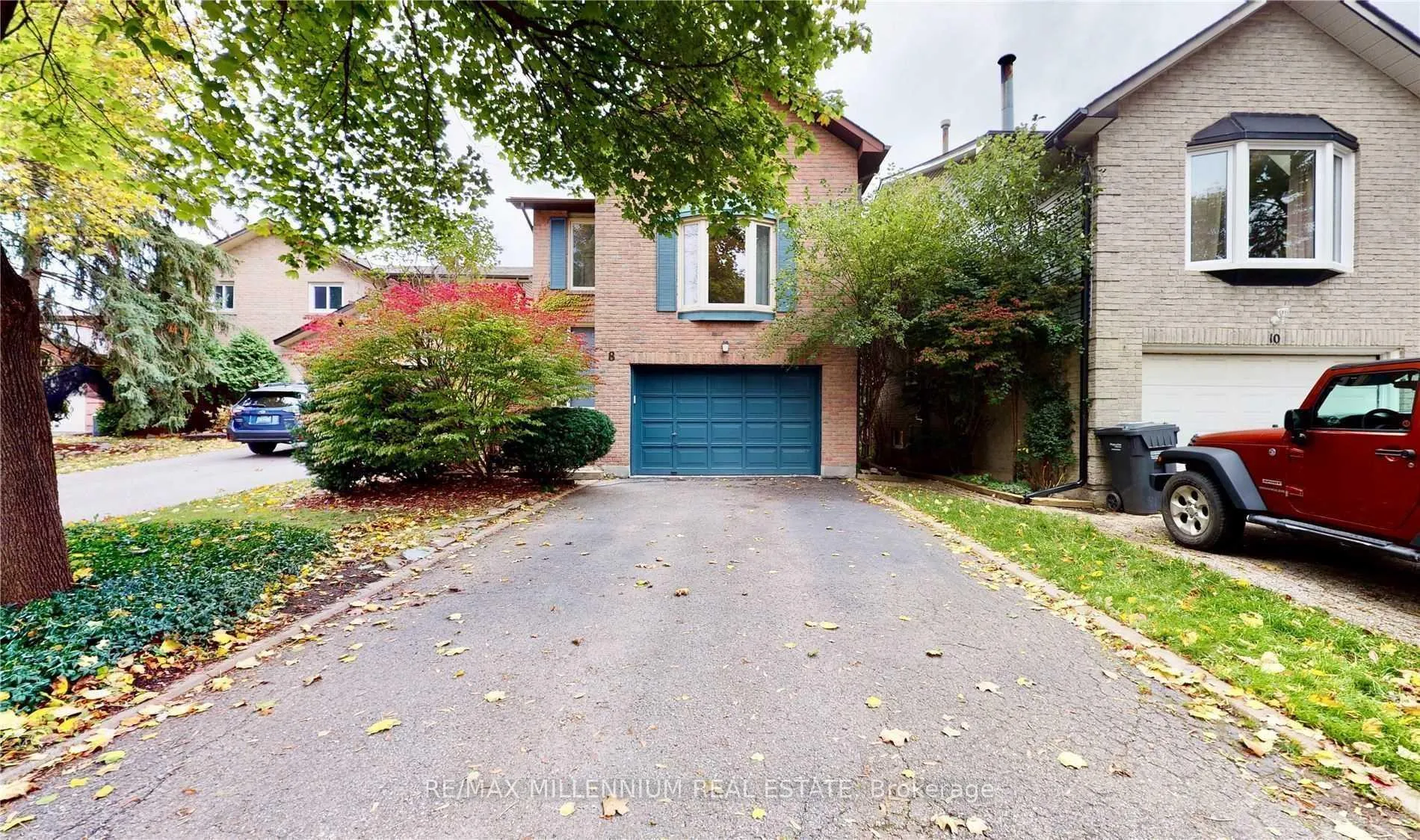 Photo 1 of 8 Dalzell Avenue, Brampton, Heart Lake West — HOMEH