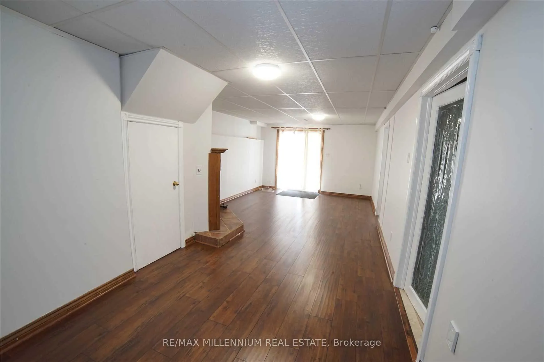Photo 2 of 8 Dalzell Avenue, Brampton, Heart Lake West — HOMEH