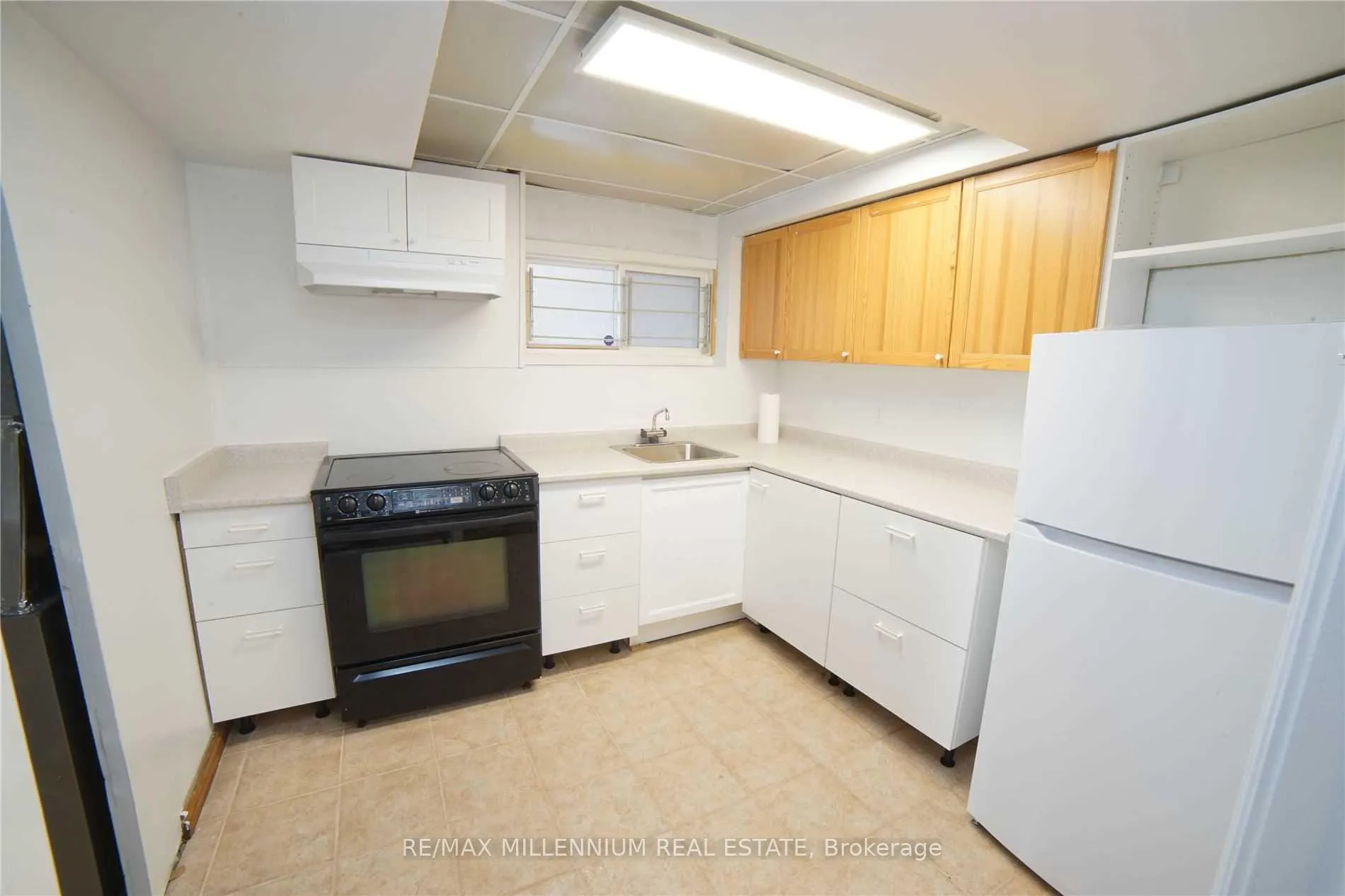 Photo 8 of 8 Dalzell Avenue, Brampton, Heart Lake West — HOMEH