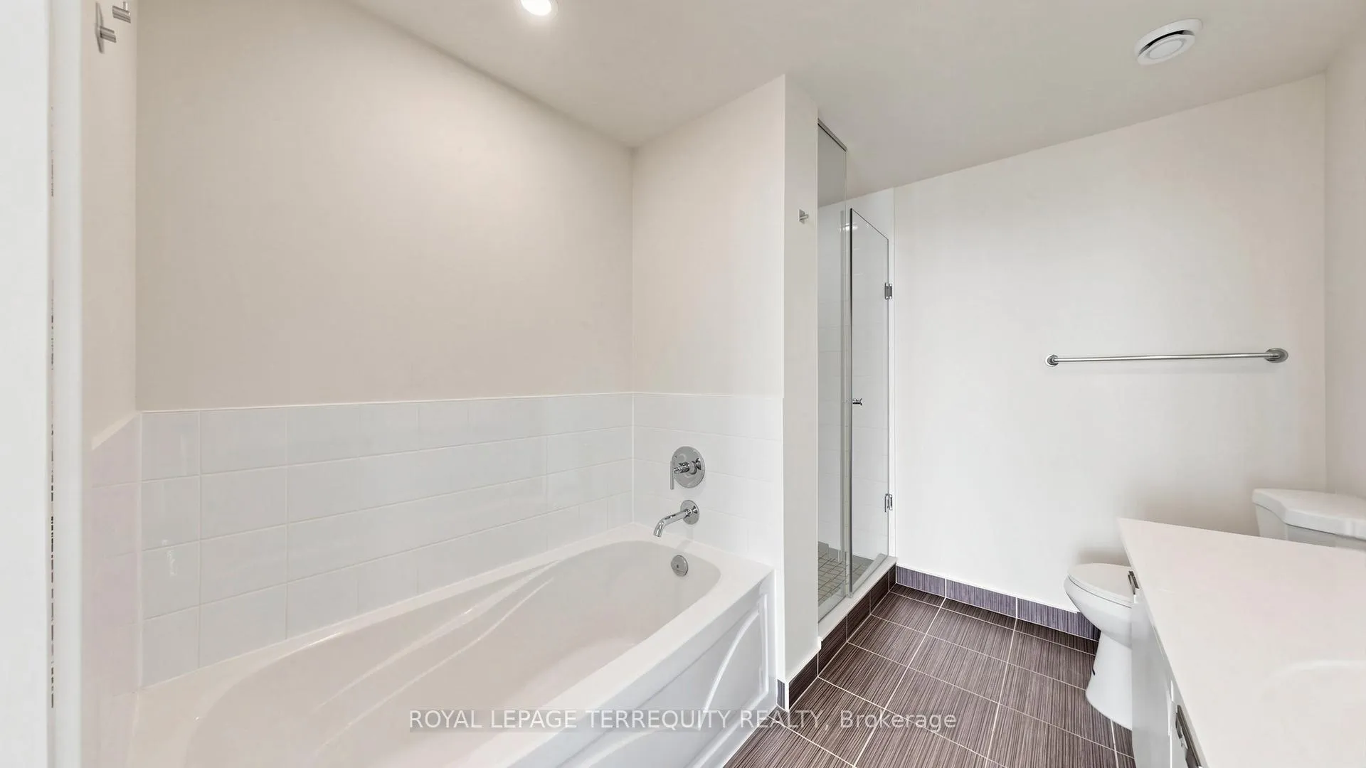 Photo 30 of Unit 2710, 832 Bay Street, Toronto, Bay Street Corridor — HOMEH