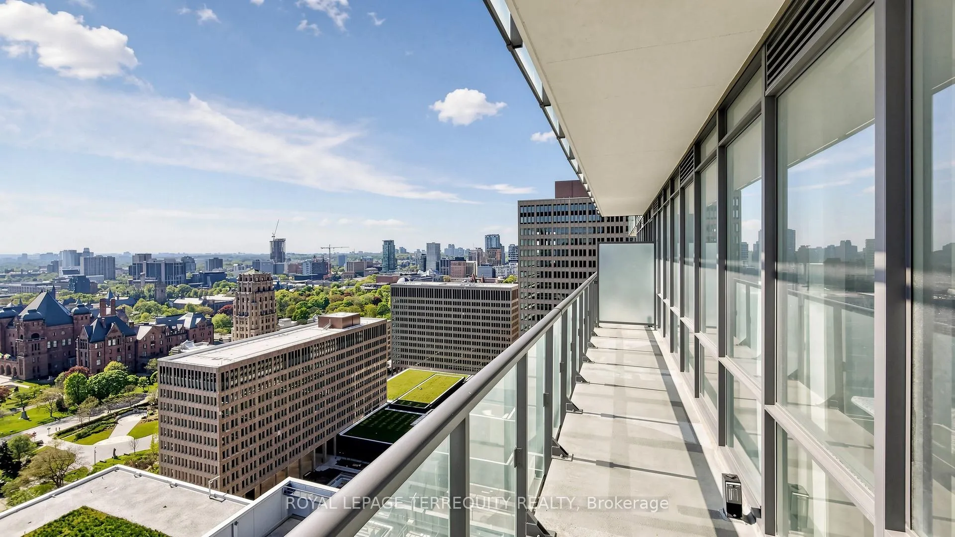 Photo 42 of Unit 2710, 832 Bay Street, Toronto, Bay Street Corridor — HOMEH