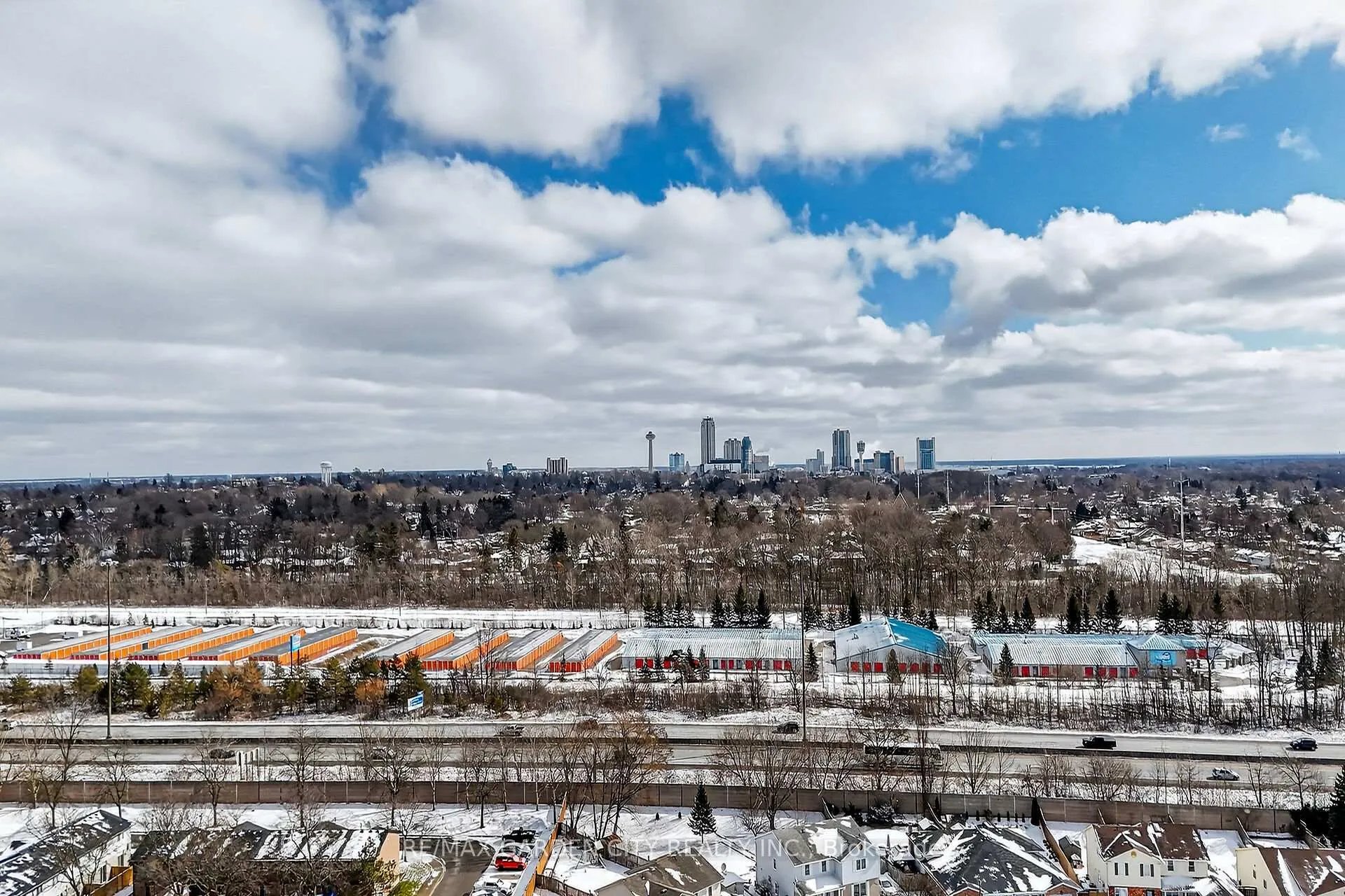 Photo 50 of 6479 Malibu Drive, Niagara Falls, Dorchester — HOMEH